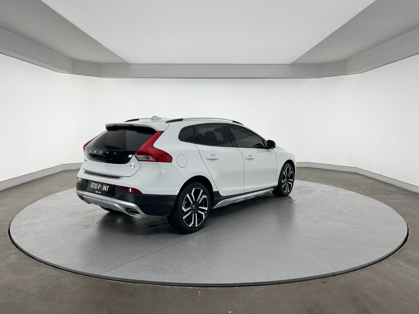 Volvo V40 Cross Country 1.5 T3 Advance Powershift - 2018 - Detay