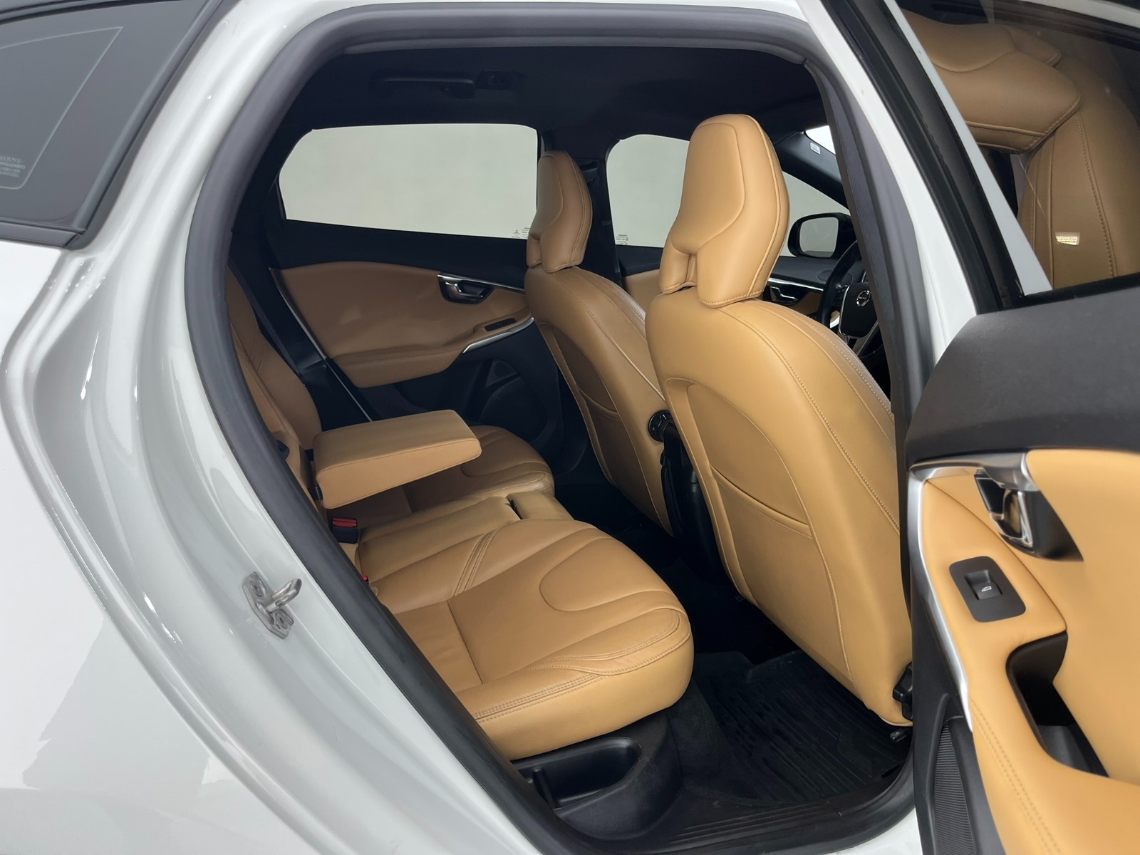 Volvo V40 Cross Country 1.5 T3 Advance Powershift - 2018 - Detay