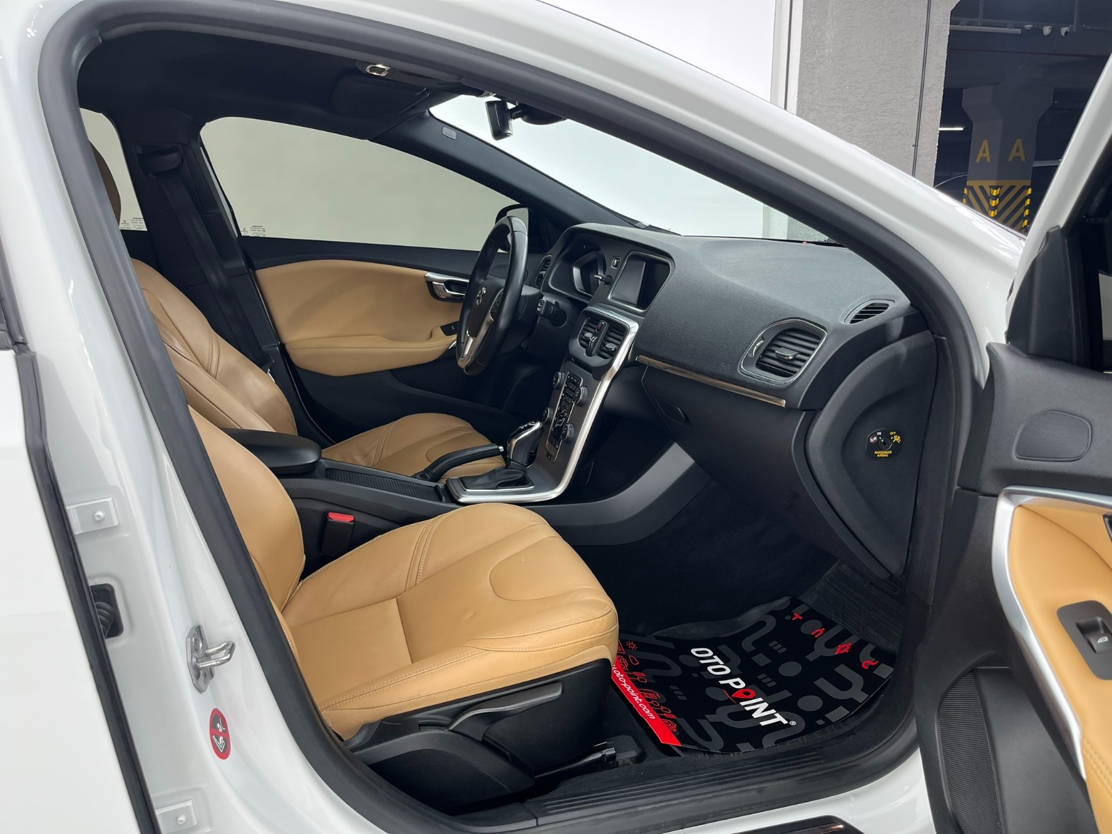 Volvo V40 Cross Country 1.5 T3 Advance Powershift - 2018 - Detay