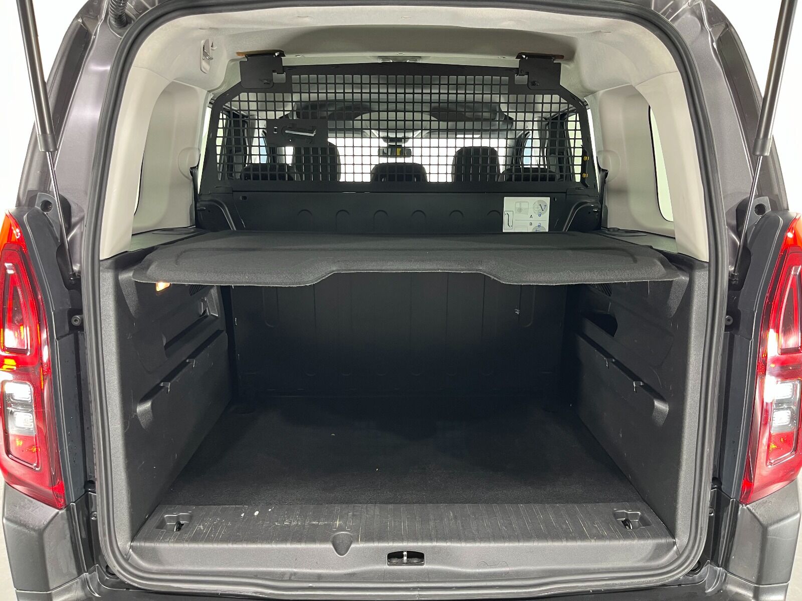 Citroen Berlingo 1.5 BlueHDI Shine EAT8 - 2023 - Detay