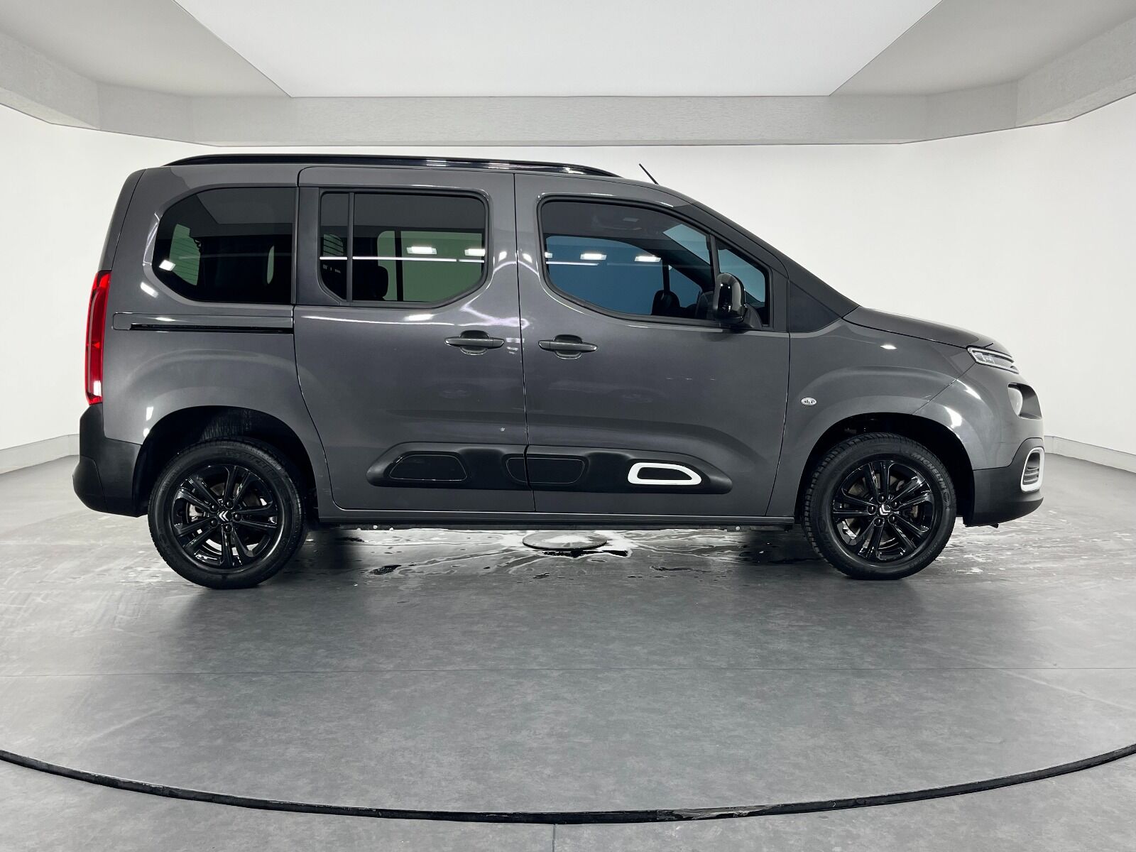 Citroen Berlingo 1.5 BlueHDI Shine EAT8 - 2023 - Detay