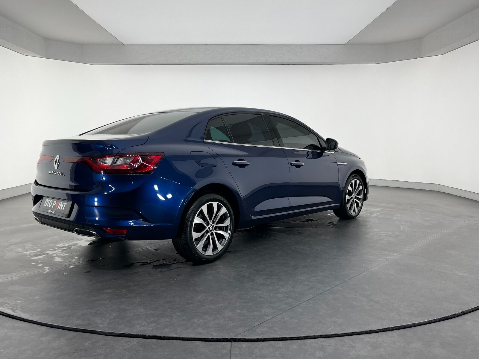 Renault Megane Sedan 1.3 TCe Icon EDC - 2024 - Detay