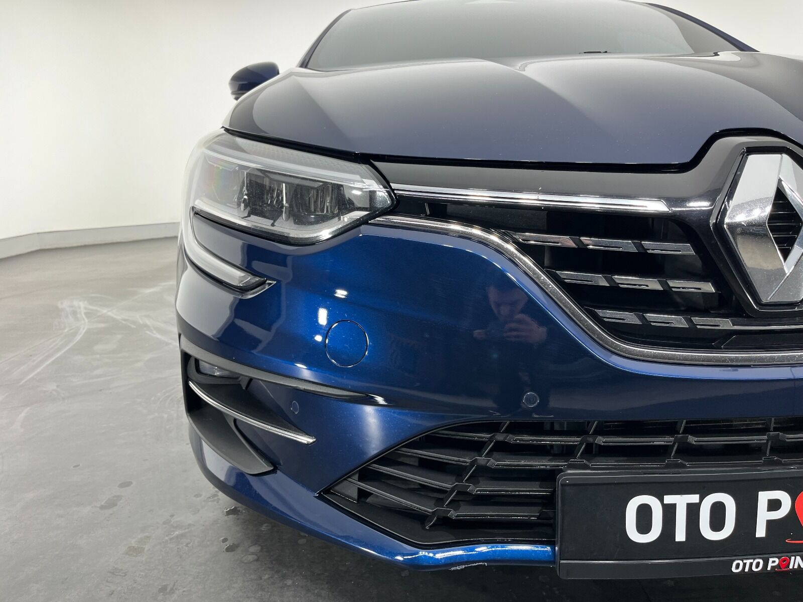 Renault Megane Sedan 1.3 TCe Icon EDC - 2024 - Detay