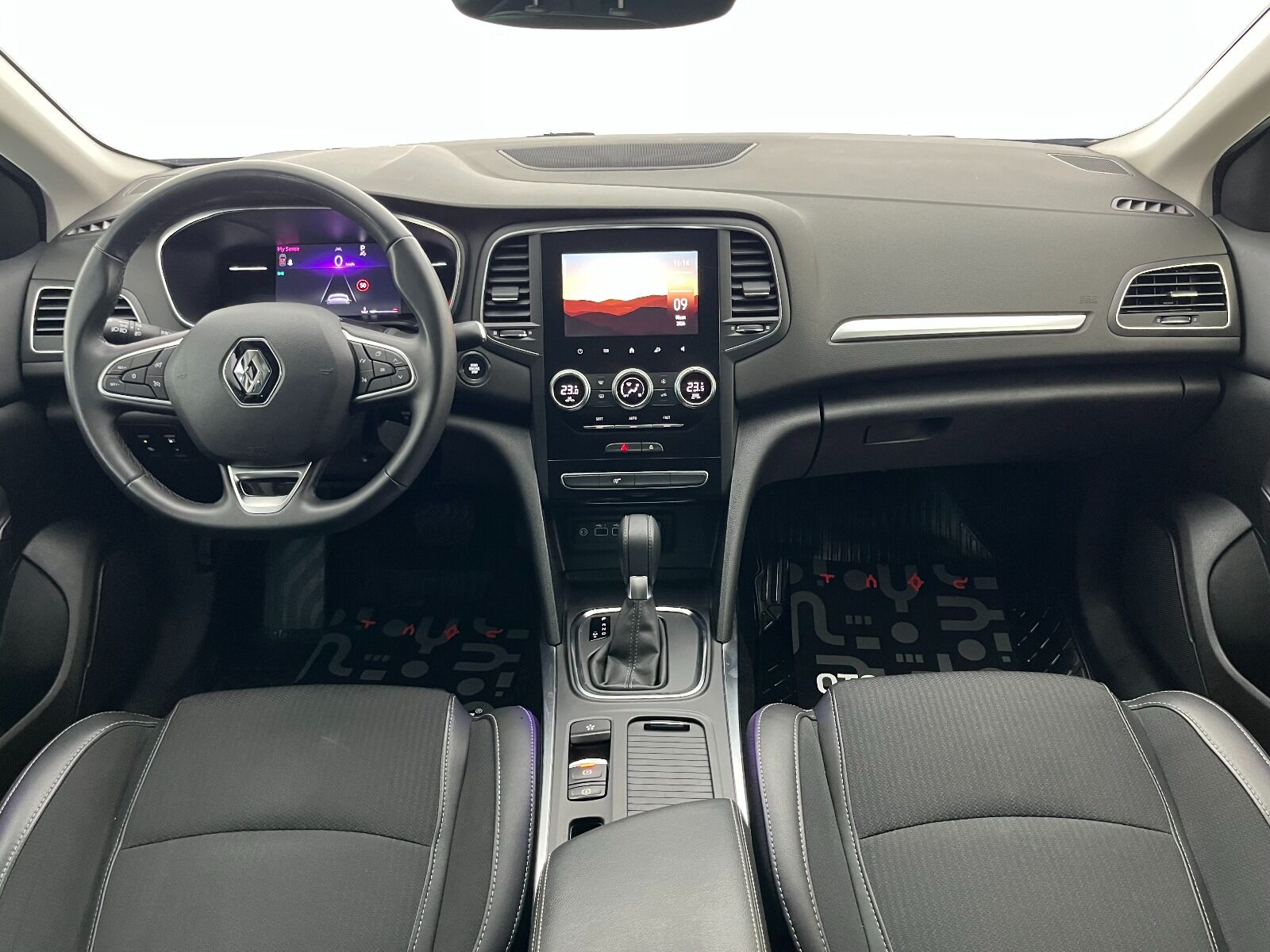 Renault Megane Sedan 1.3 TCe Icon EDC - 2024 - Detay