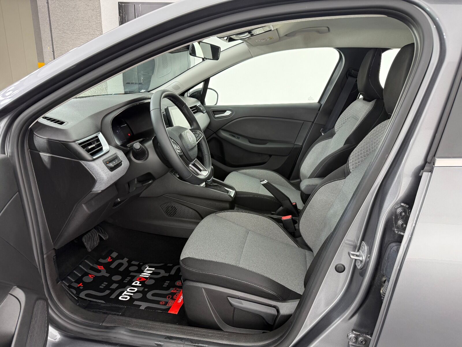 Renault Clio 1.0 TCE Evolution X-Tronic - 2025 - Detay
