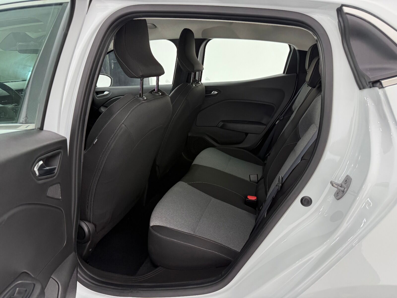 Renault Clio 1.0 TCE Evolution X-Tronic - 2025 - Detay