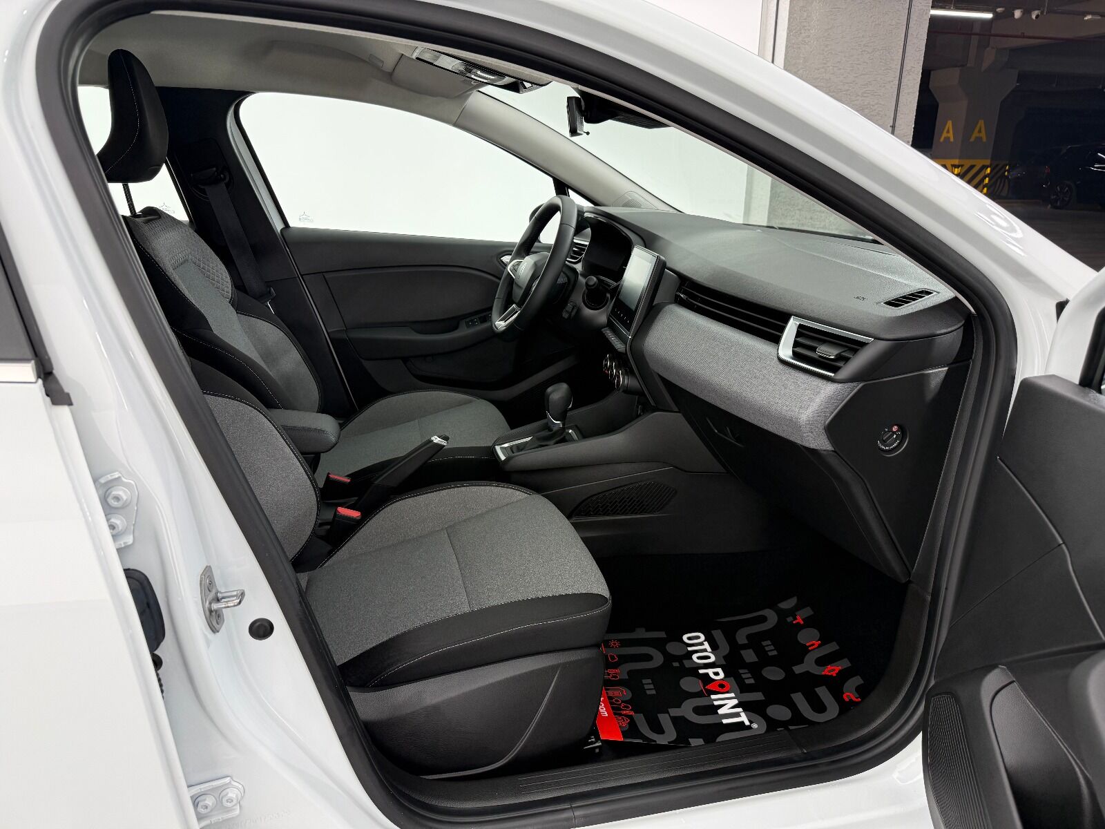 Renault Clio 1.0 TCE Evolution X-Tronic - 2025 - Detay