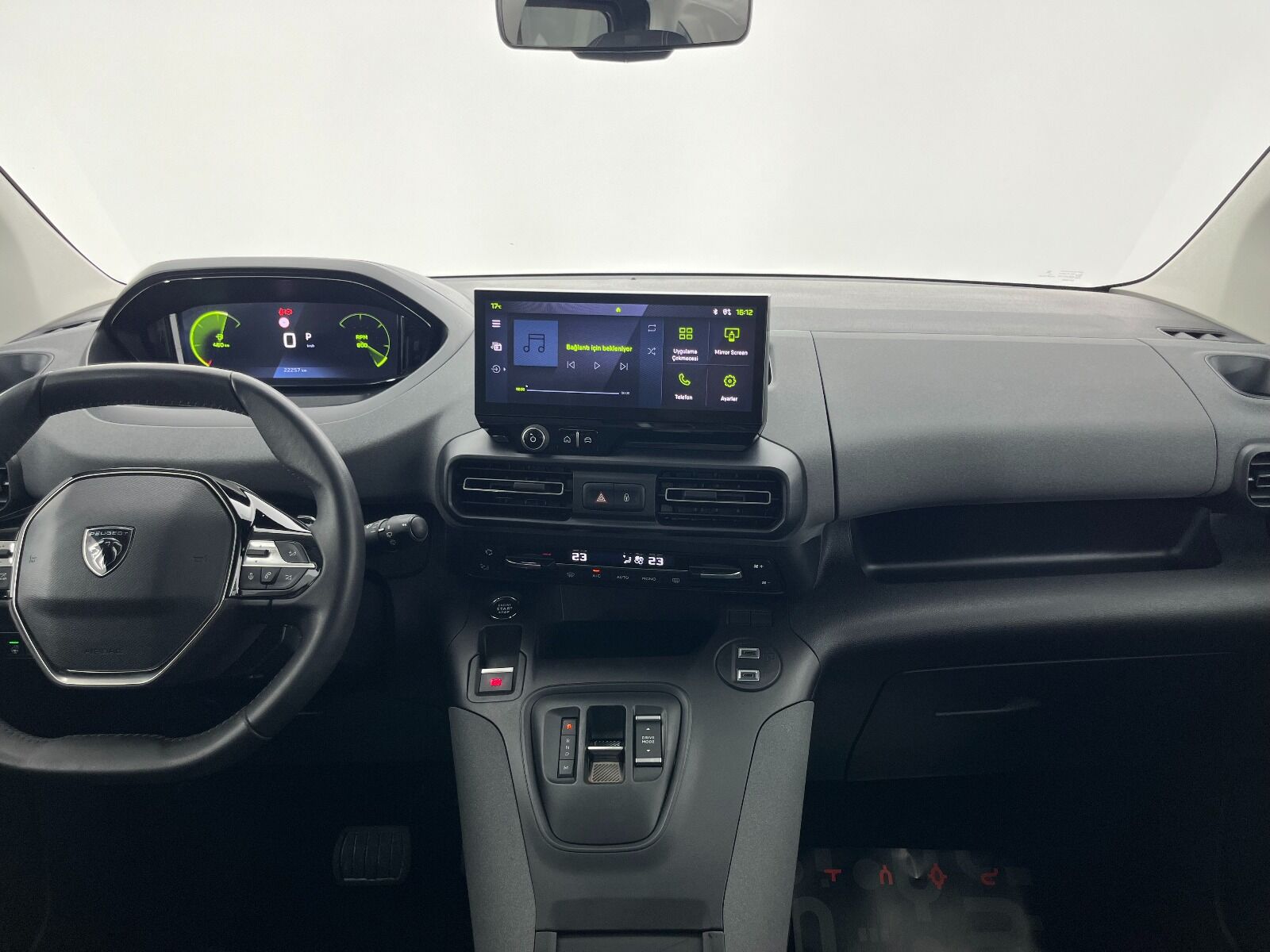 Peugeot Rifter 1.5 BlueHDI Allure EAT8 - 2025 - Detay