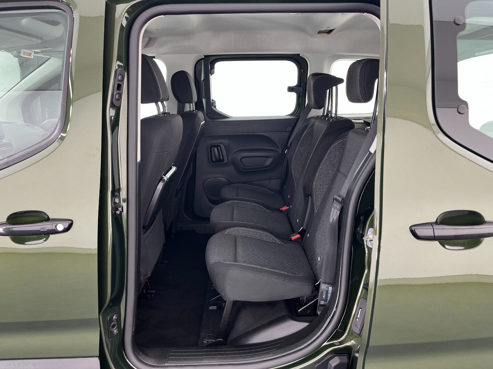 Peugeot Rifter 1.5 BlueHDI Allure EAT8 - 2025 - Detay