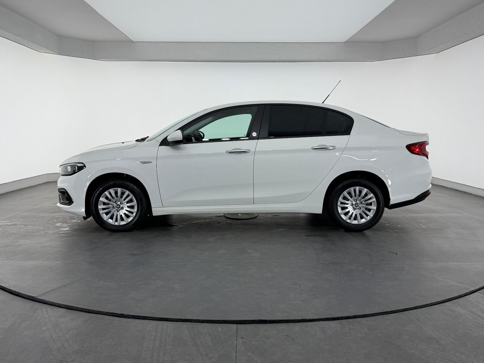 Fiat Egea 1.6 MultiJet Easy DCT - 2023 - Detay