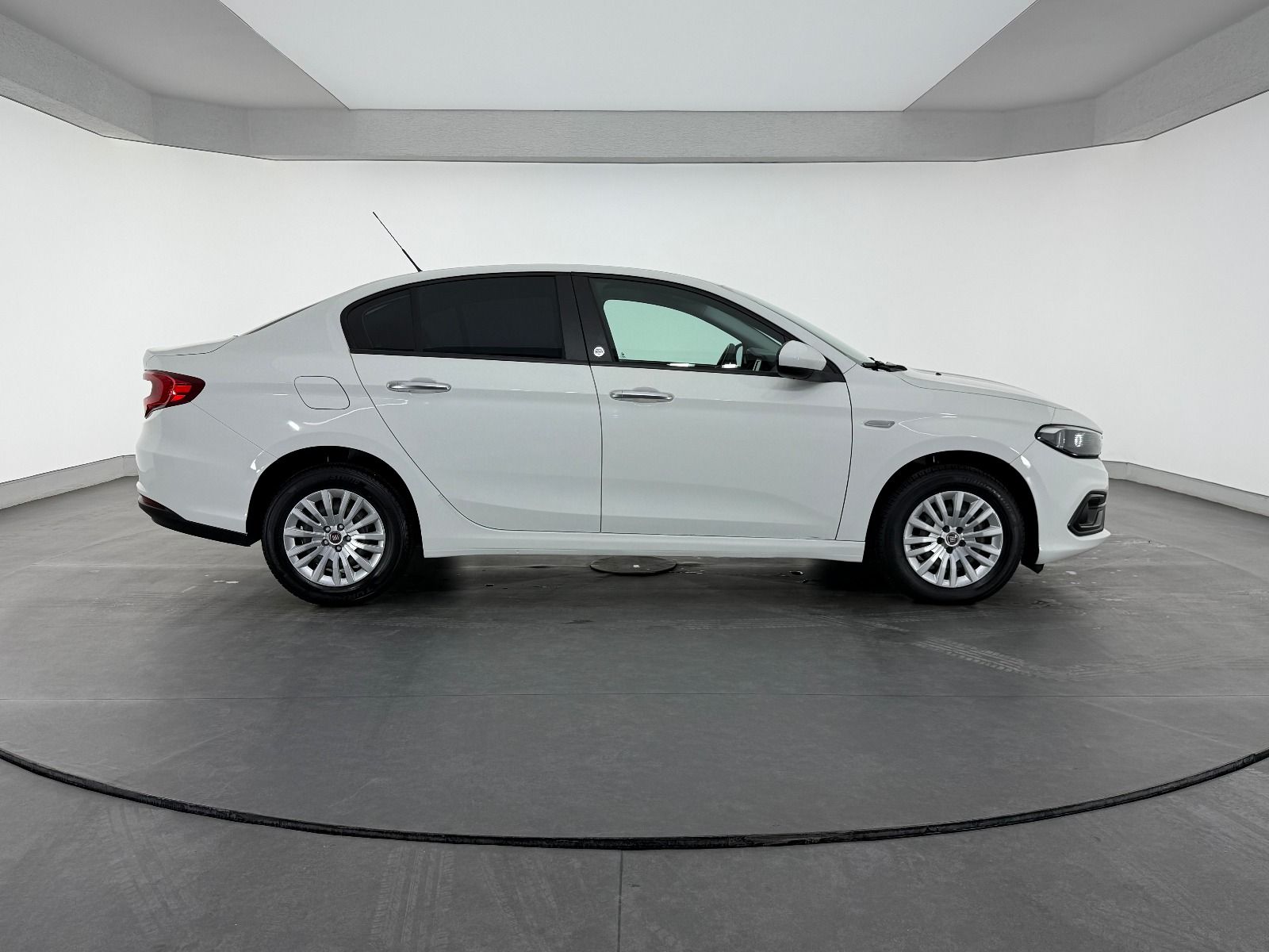 Fiat Egea 1.6 MultiJet Easy DCT - 2023 - Detay
