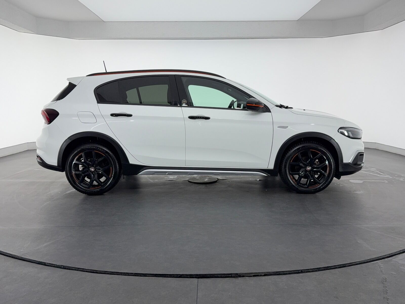 Fiat Egea Cross 1.6 MultiJet Limited GSR DCT TRCN+ - 2025 - Detay