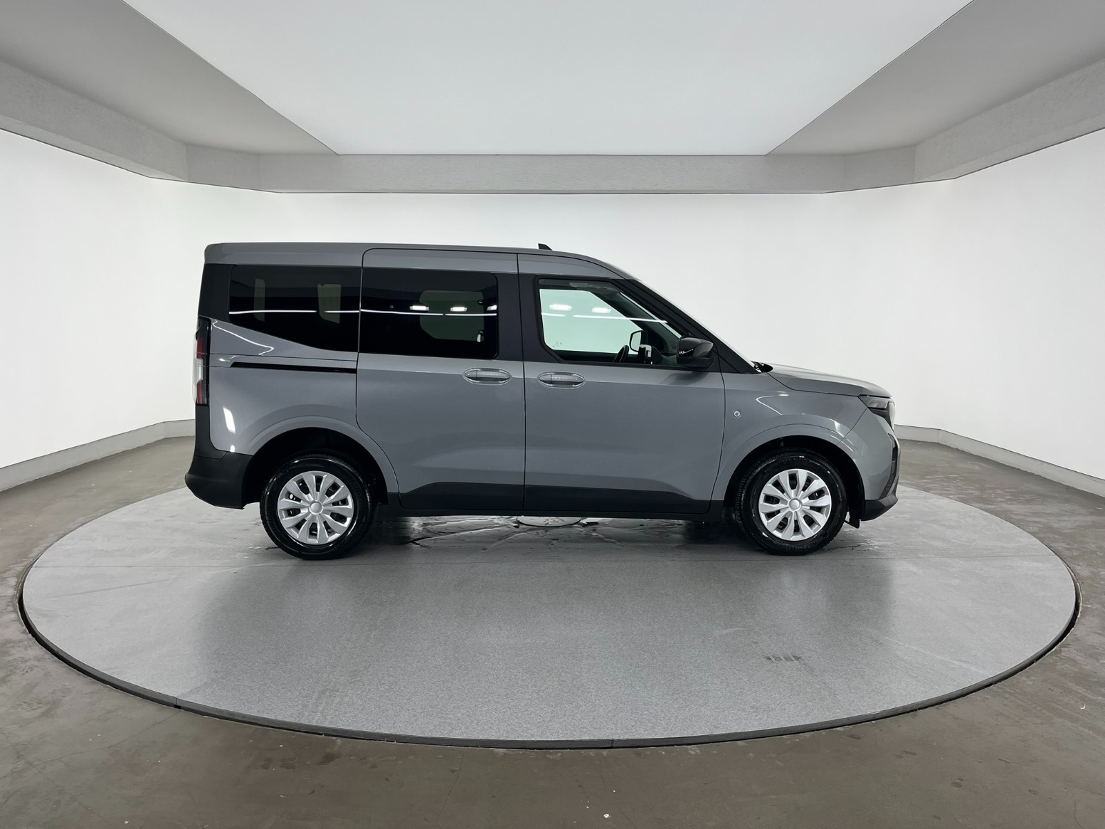 Ford Tourneo Courier Kombi 1.5 EcoBlue Deluxe - 2025 - Detay