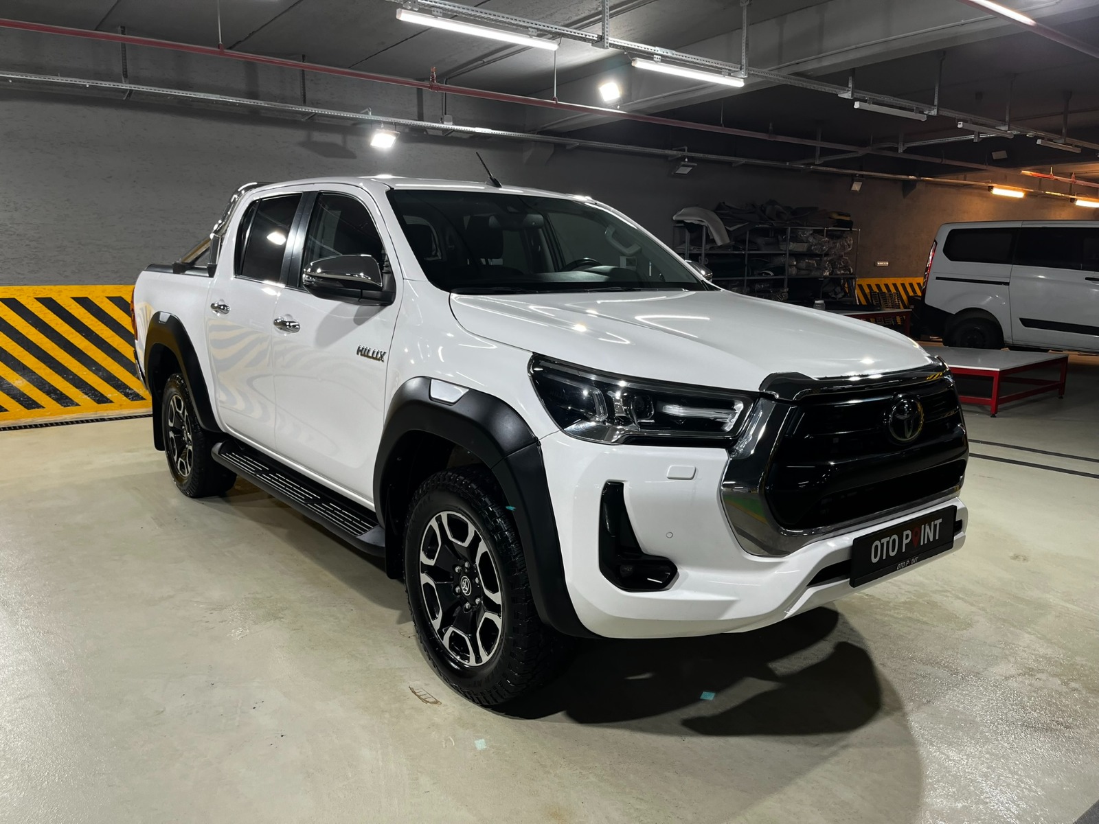 Toyota Hi-Lux Çift Kabin Pick-Up 2.4 D-4D 4x4 Hi-Cruiser Otomatik - 2022 - 34FAB226