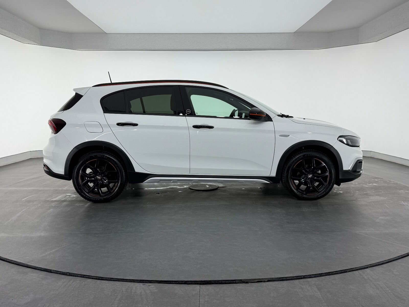 Fiat Egea Cross 1.6 MultiJet Limited GSR DCT TRCN+ - 2025 - Detay