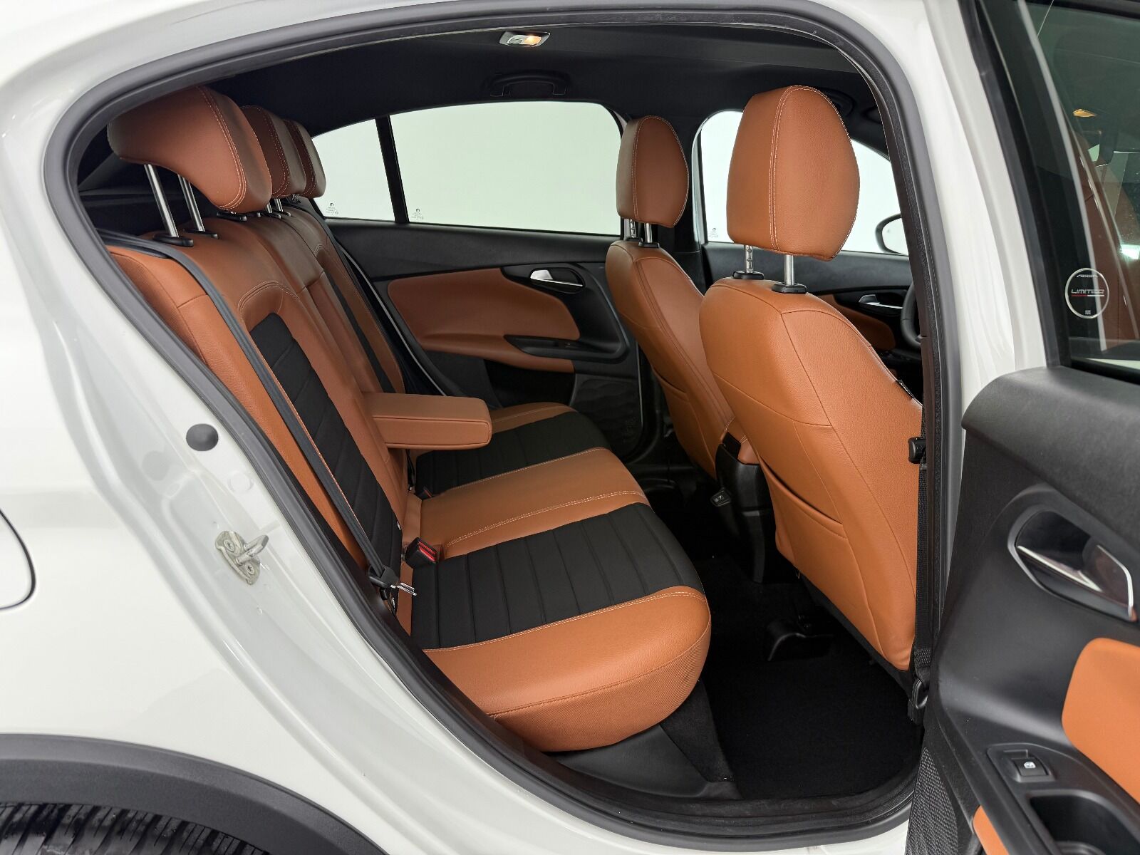 Fiat Egea Cross 1.6 MultiJet Limited GSR DCT TRCN+ - 2025 - Detay