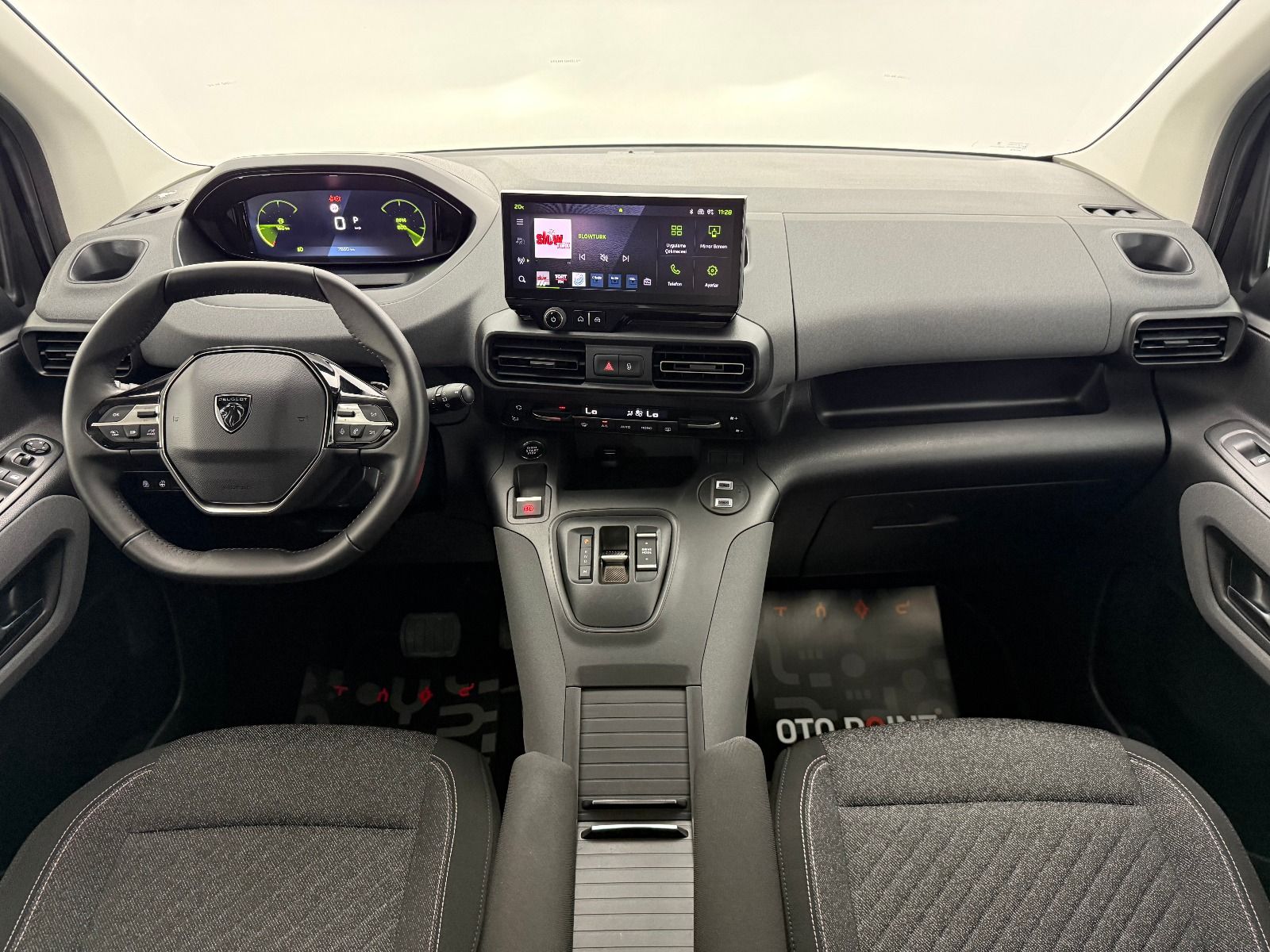 Peugeot Rifter 1.5 BlueHDI Allure EAT8 - 2026 - Detay