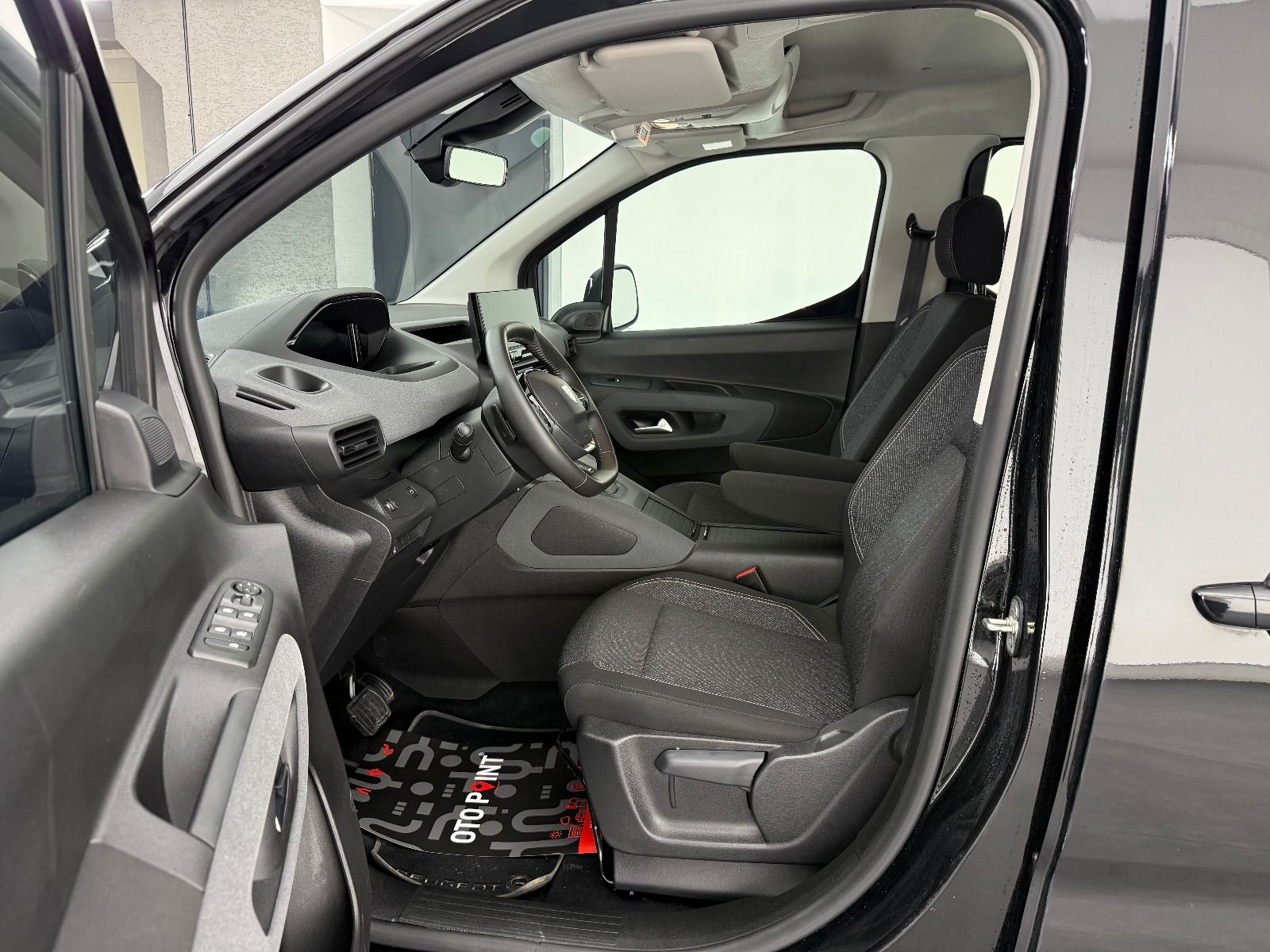 Peugeot Rifter 1.5 BlueHDI Allure EAT8 - 2026 - Detay