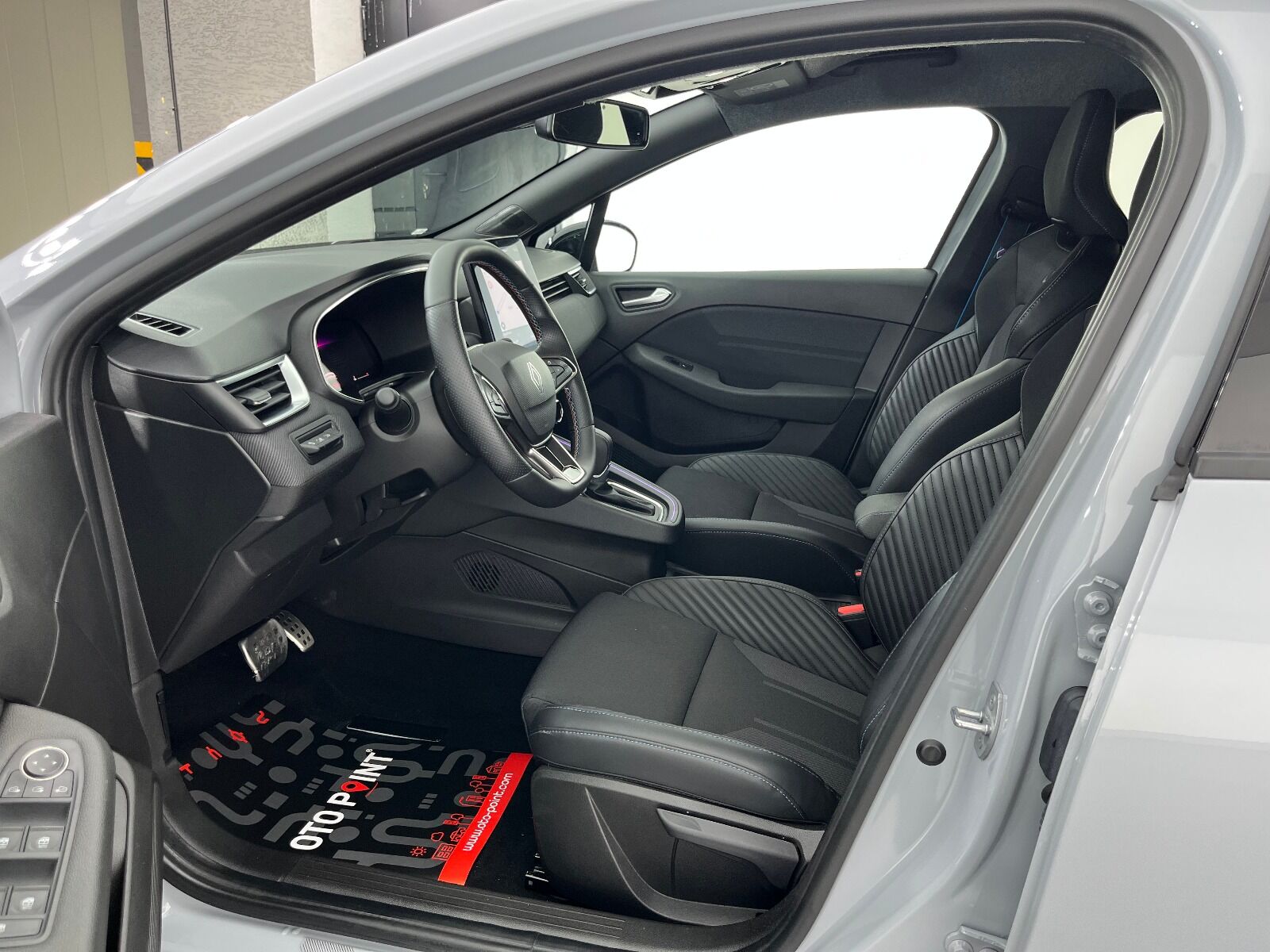 Renault Clio 1.0 TCE Techno Esprit Alpine X-Tronic - 2025 - Detay