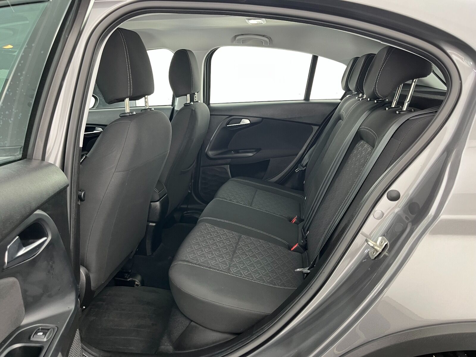 Fiat Egea Cross 1.6 MultiJet Urban GSR Traction+ DCT - 2024 - Detay