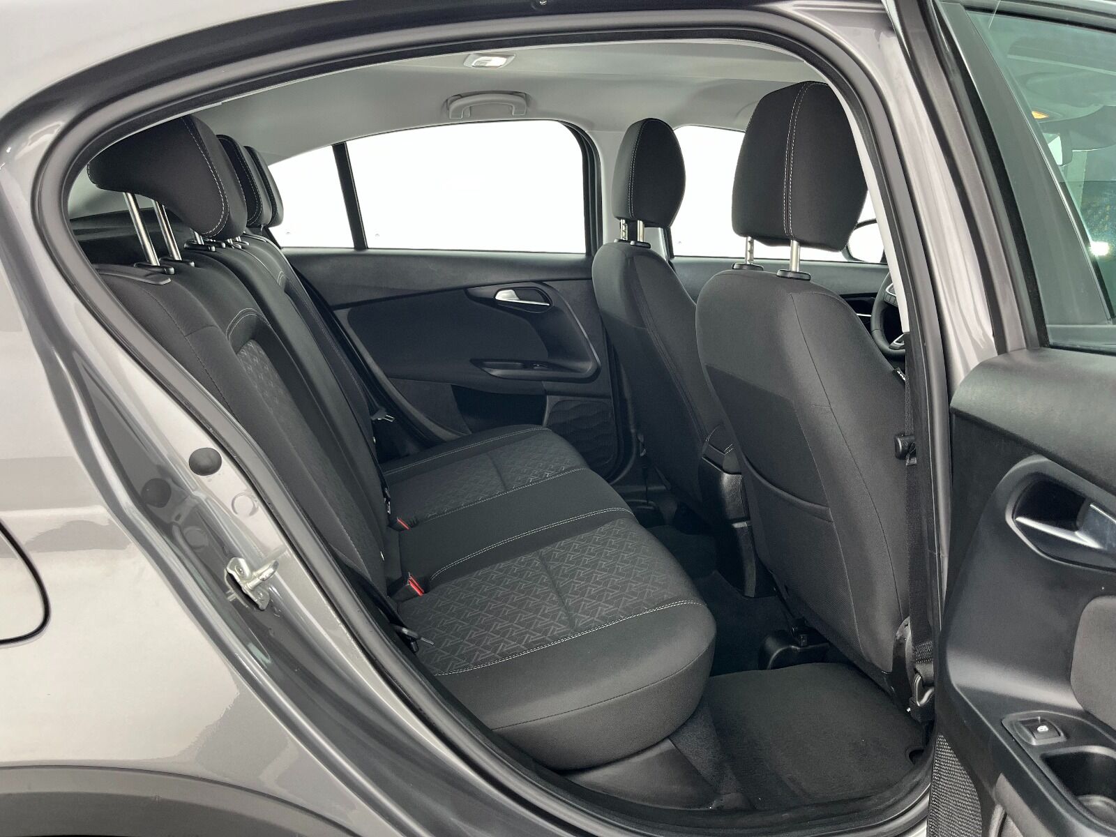 Fiat Egea Cross 1.6 MultiJet Urban GSR Traction+ DCT - 2024 - Detay