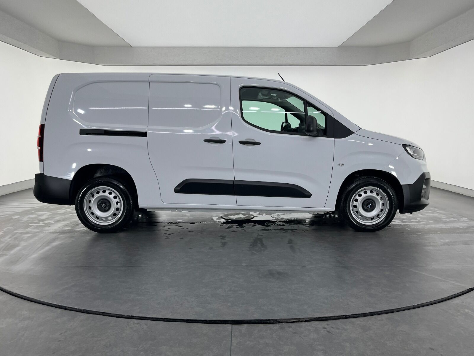 Fiat Doblo Cargo 1.5 BlueHDİ Maxi - 2025 - Detay