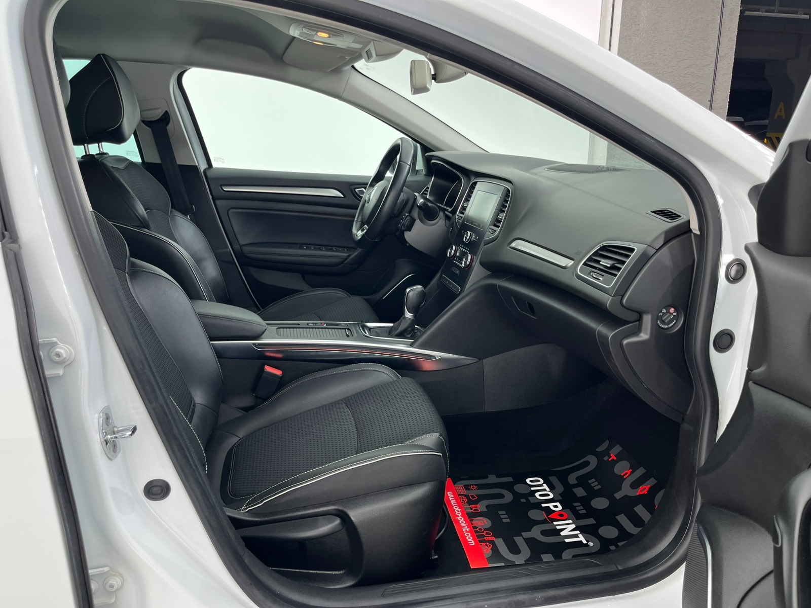 Renault Megane Sedan 1.5 DCI Icon EDC - 2019 - Detay