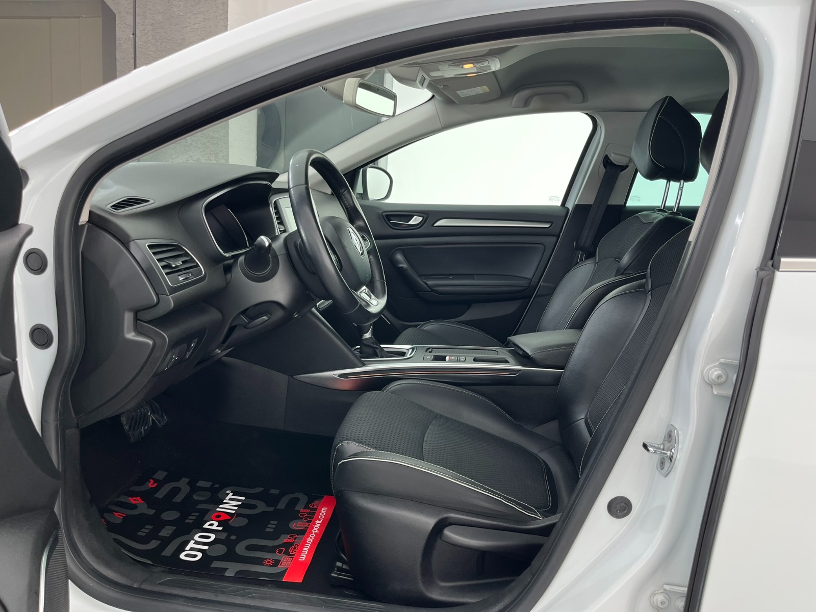 Renault Megane Sedan 1.5 DCI Icon EDC - 2019 - Detay