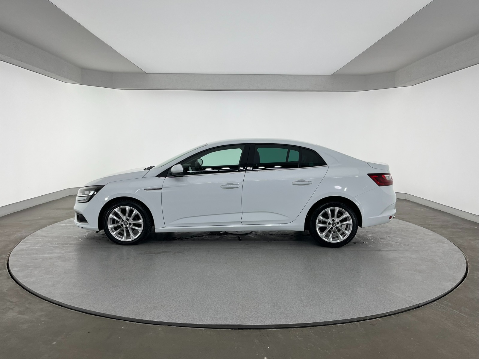Renault Megane Sedan 1.5 DCI Icon EDC - 2019 - Detay