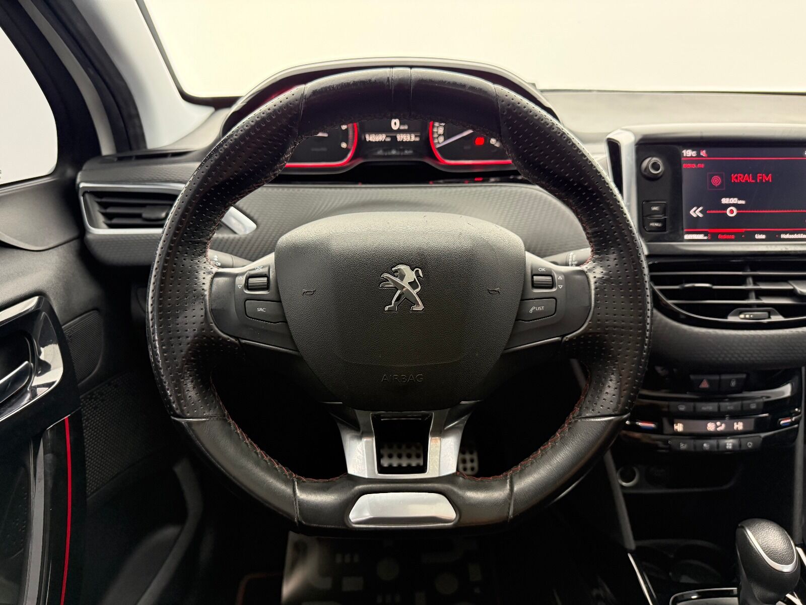 Peugeot 2008 1.5 BlueHDI Start&Stop GT Line EAT6 - 2019 - Detay