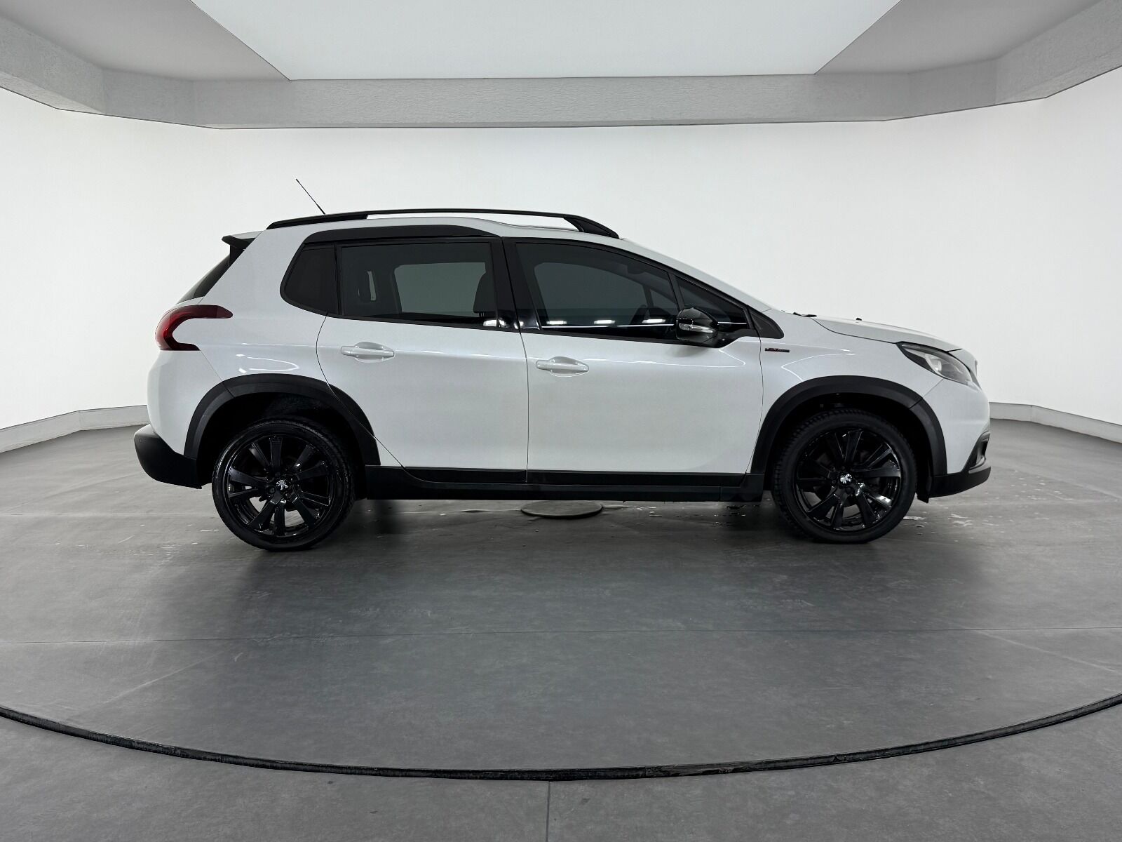 Peugeot 2008 1.5 BlueHDI Start&Stop GT Line EAT6 - 2019 - Detay
