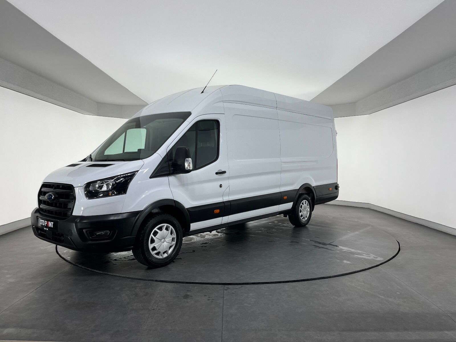 Ford Transit 350 E - 2022 - Detay