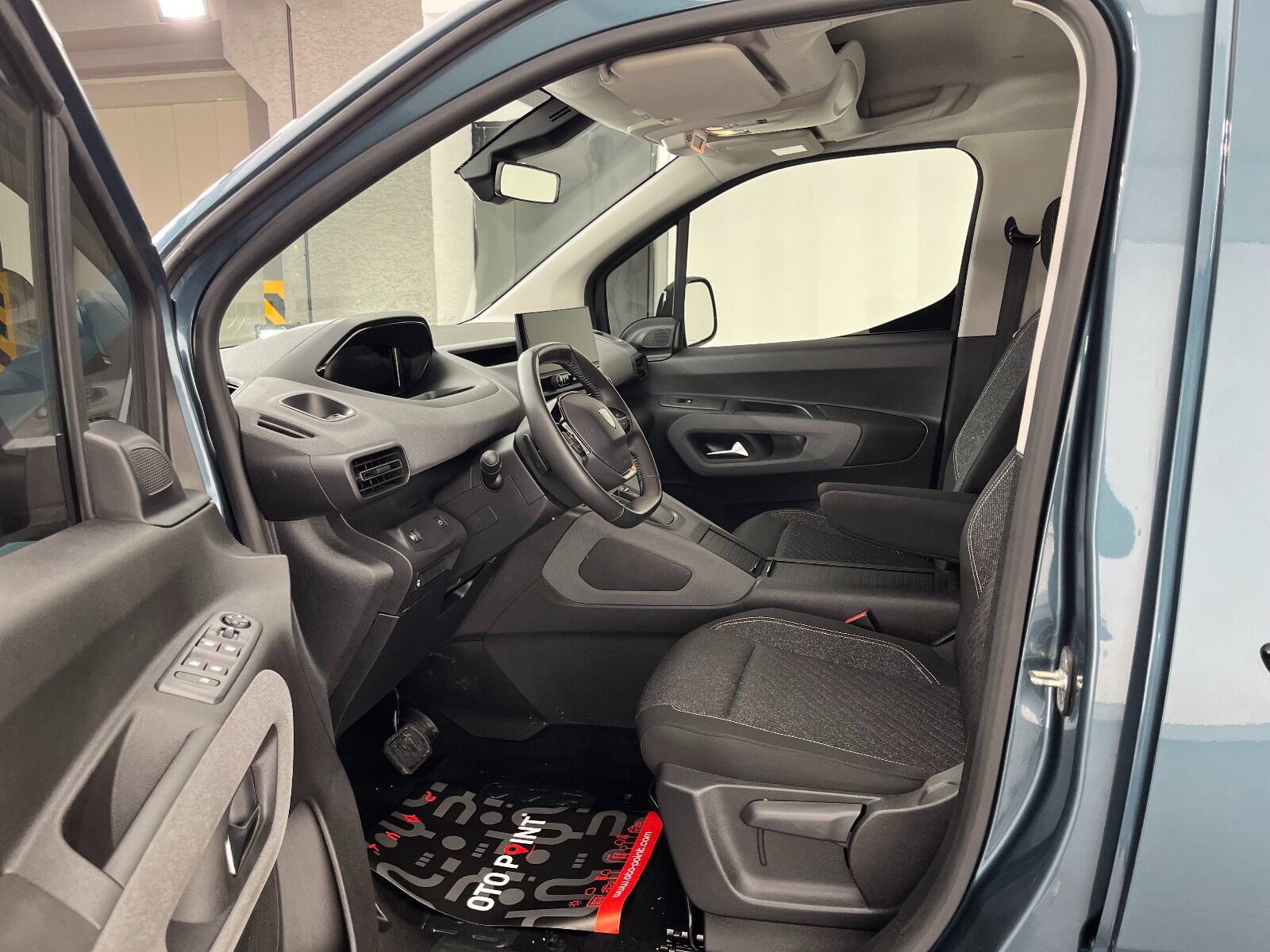 Peugeot Rifter 1.5 BlueHDI Allure EAT8 - 2025 - Detay