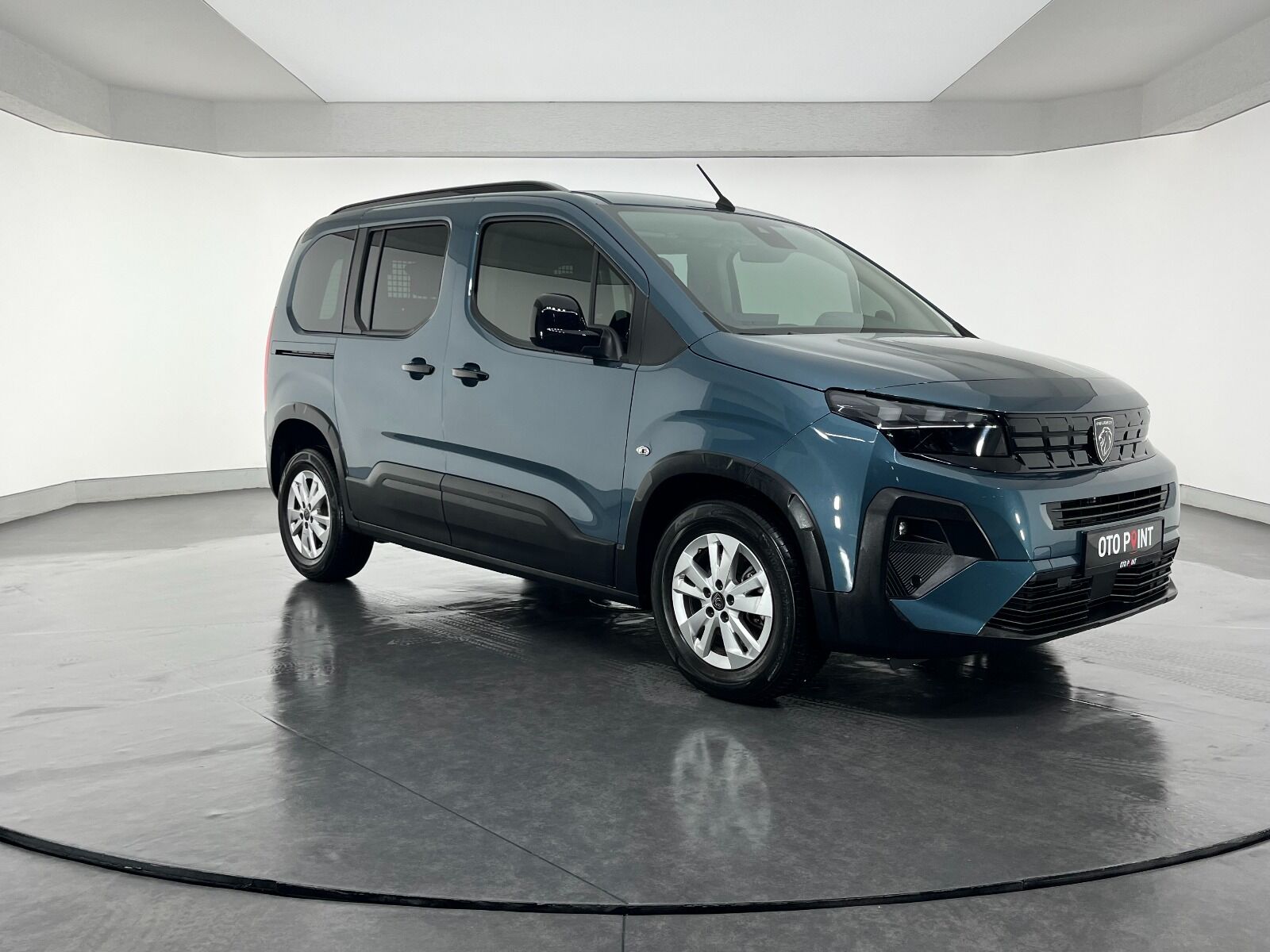 Peugeot Rifter 1.5 BlueHDI Allure EAT8 - 2025 - Detay