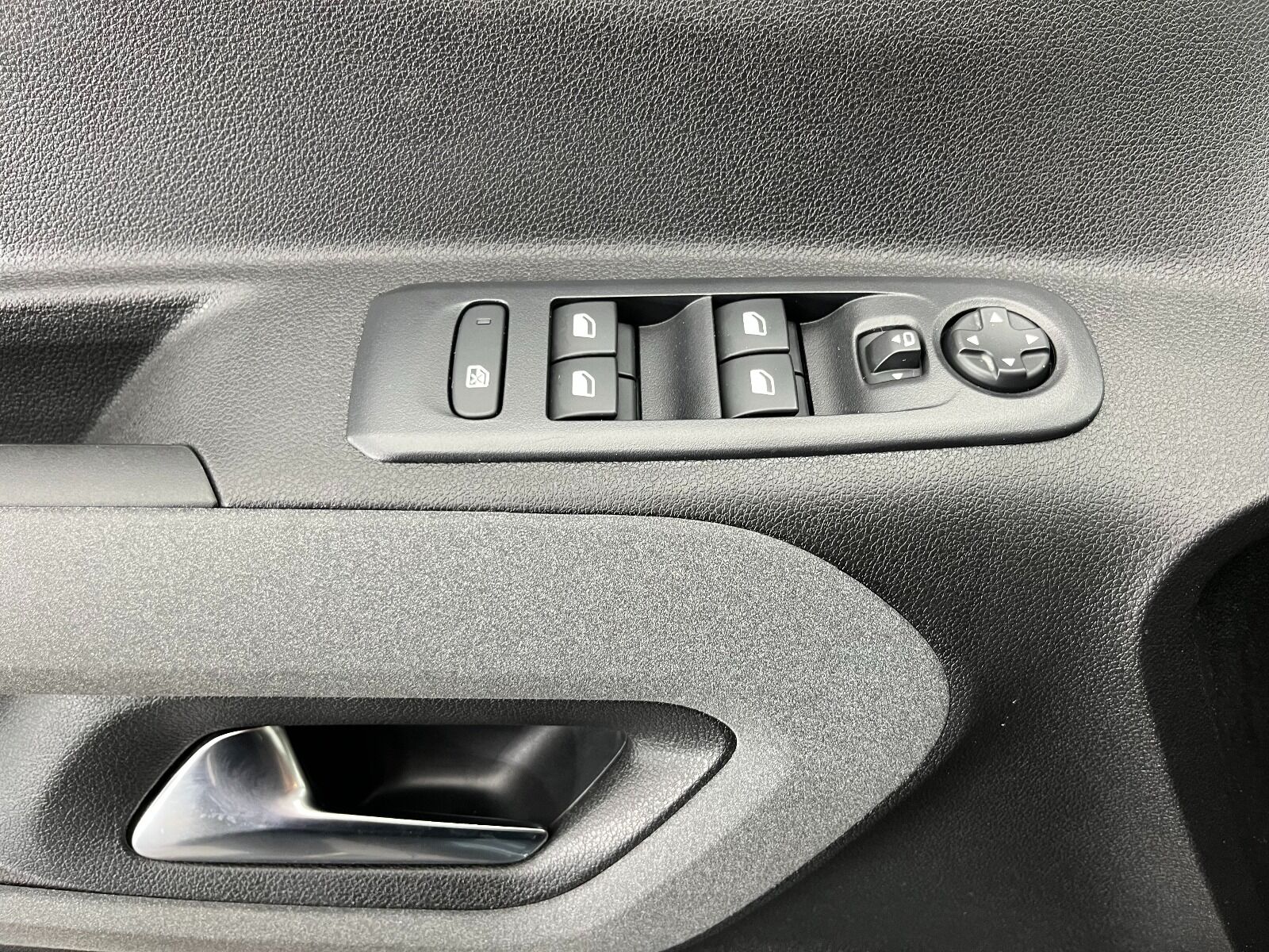 Peugeot Rifter 1.5 BlueHDI Allure EAT8 - 2025 - Detay