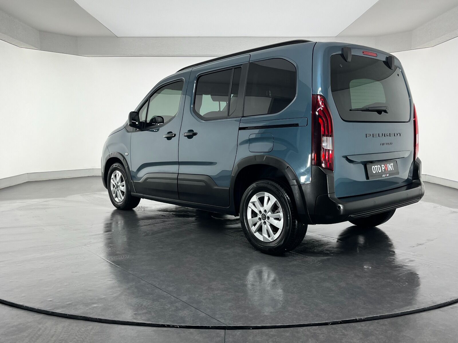 Peugeot Rifter 1.5 BlueHDI Allure EAT8 - 2025 - Detay