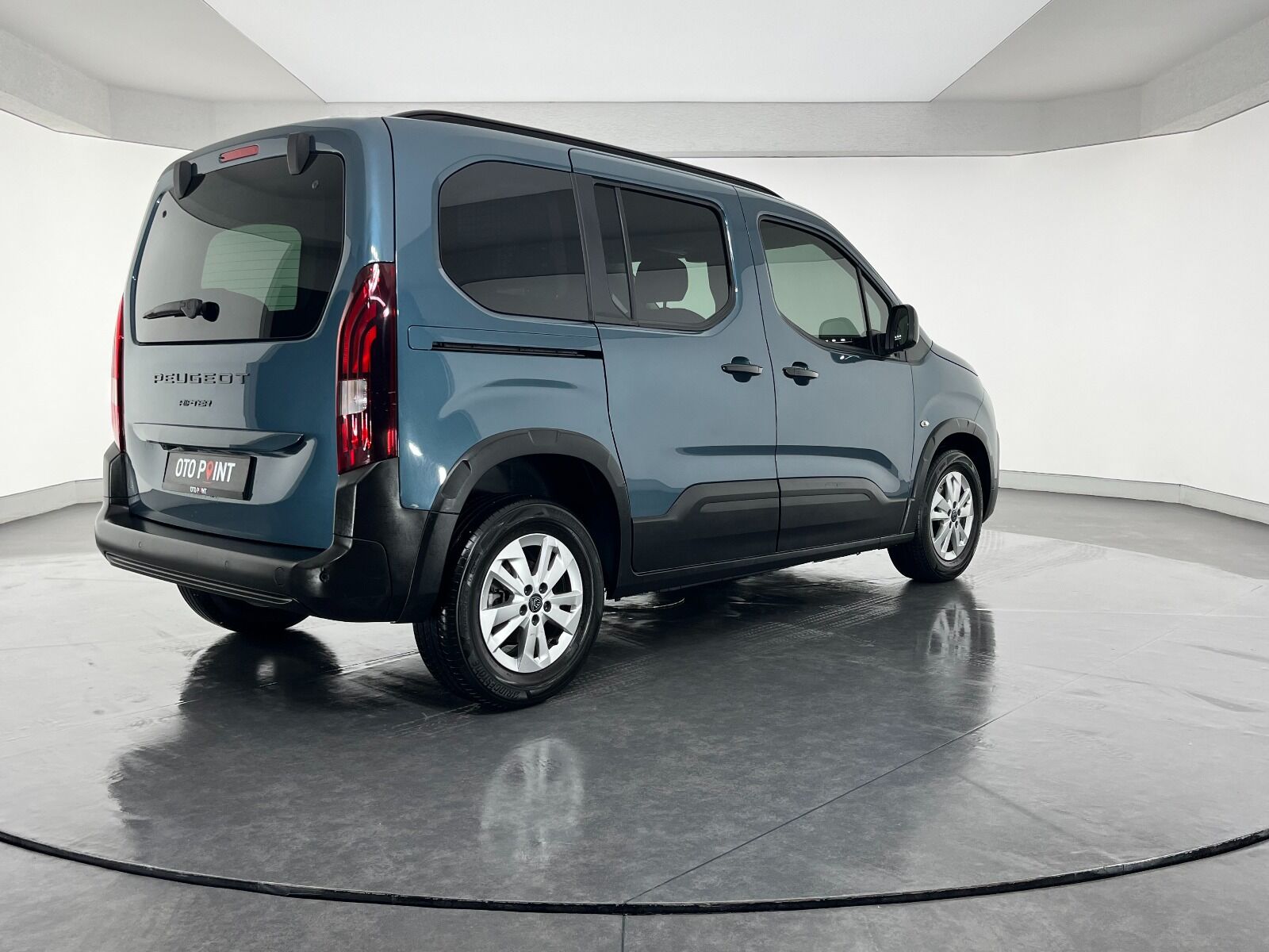 Peugeot Rifter 1.5 BlueHDI Allure EAT8 - 2025 - Detay