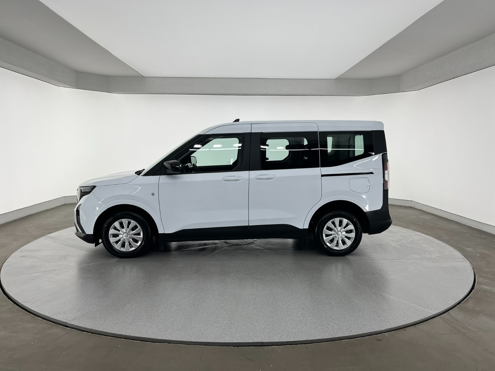 Ford Tourneo Courier Kombi 1.5 EcoBlue Deluxe - 2024 - Detay