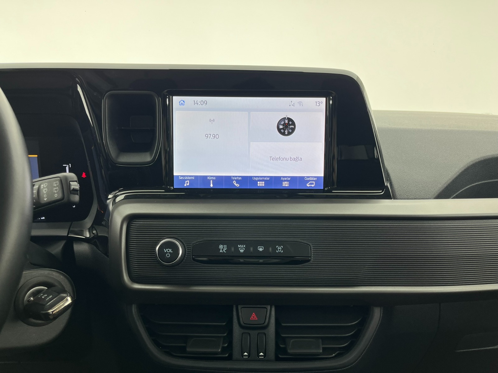 Ford Tourneo Courier Kombi 1.5 EcoBlue Deluxe - 2024 - Detay