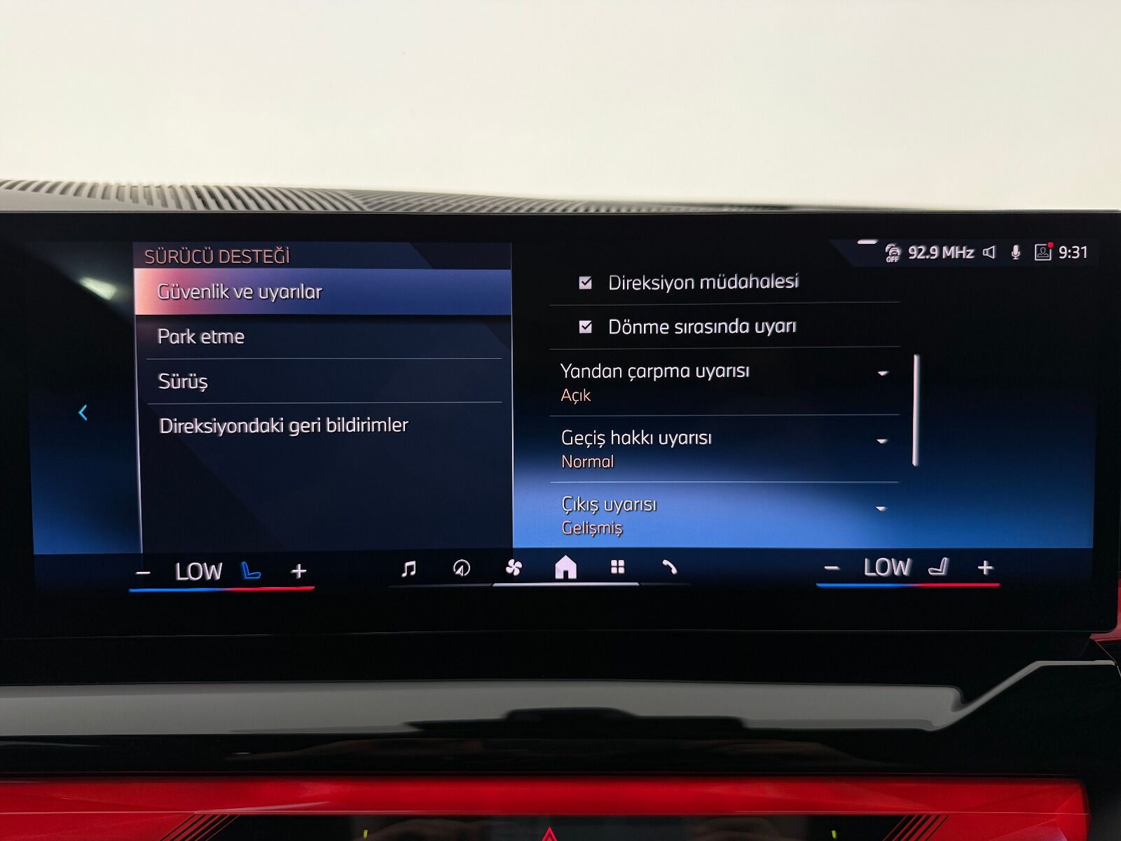 BMW 5 Serisi 520i Mhev M Sport - 2024 - Detay
