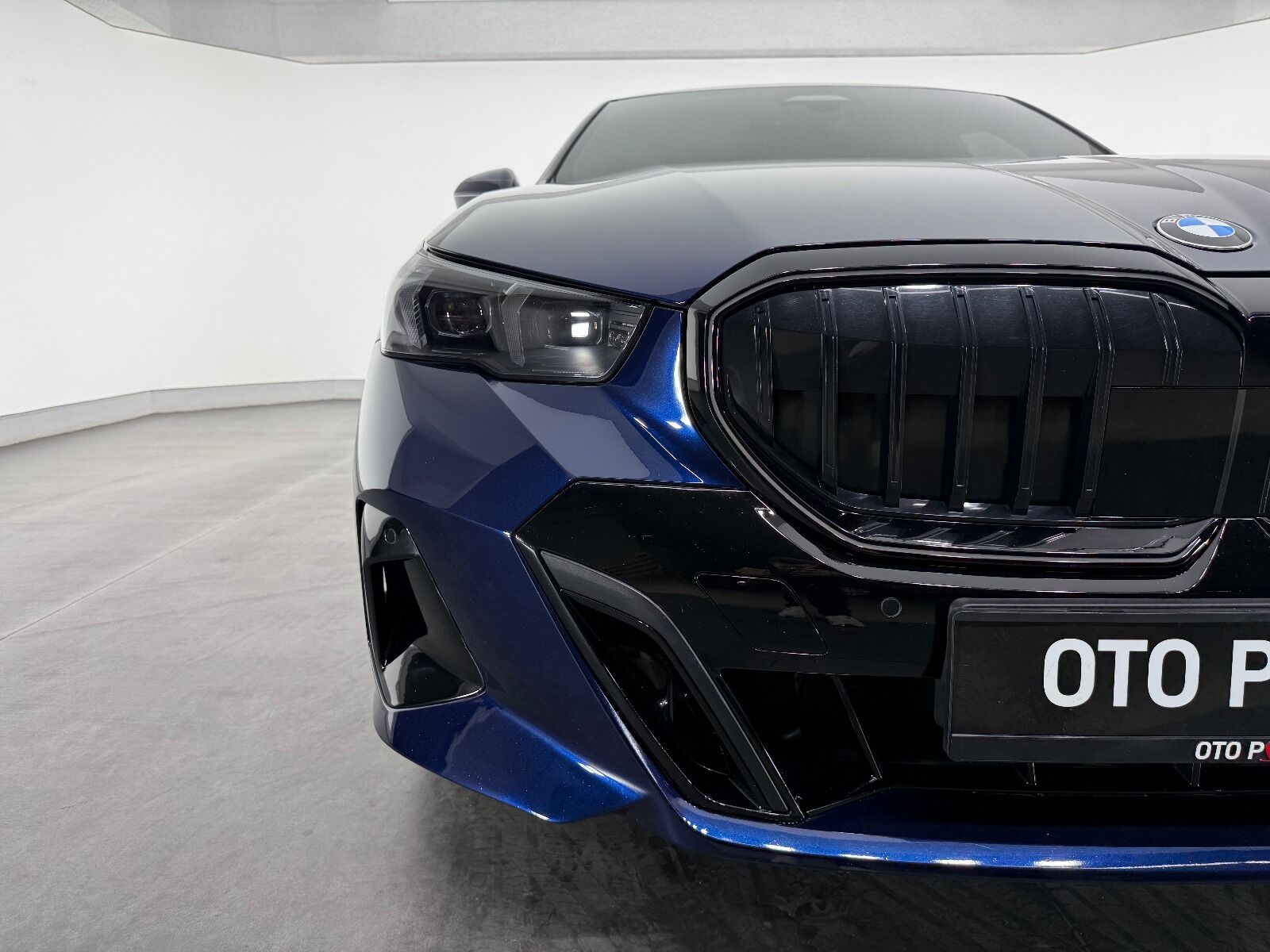 BMW 5 Serisi 520i Mhev M Sport - 2024 - Detay
