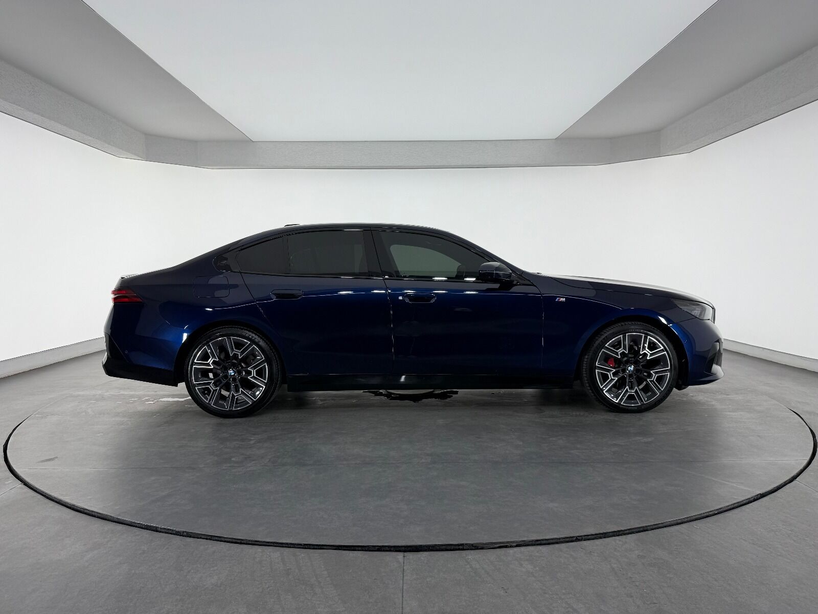 BMW 5 Serisi 520i Mhev M Sport - 2024 - Detay