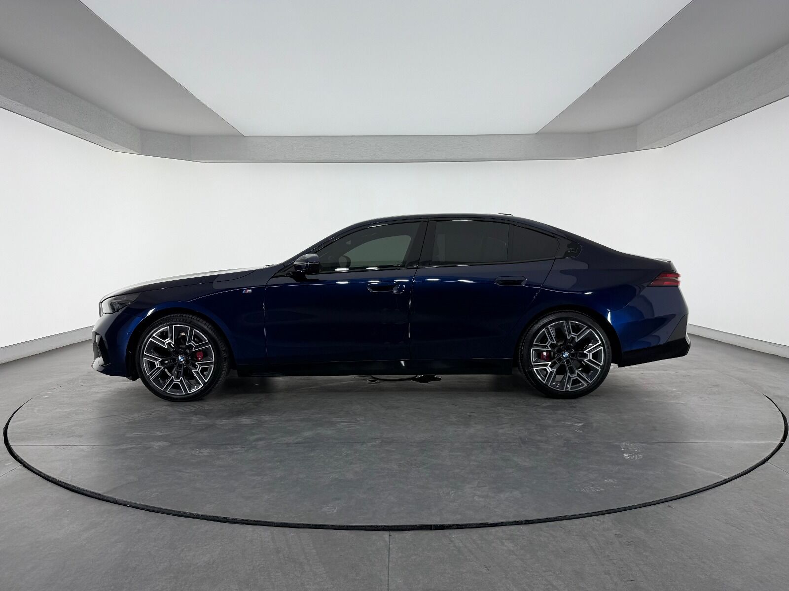 BMW 5 Serisi 520i Mhev M Sport - 2024 - Detay