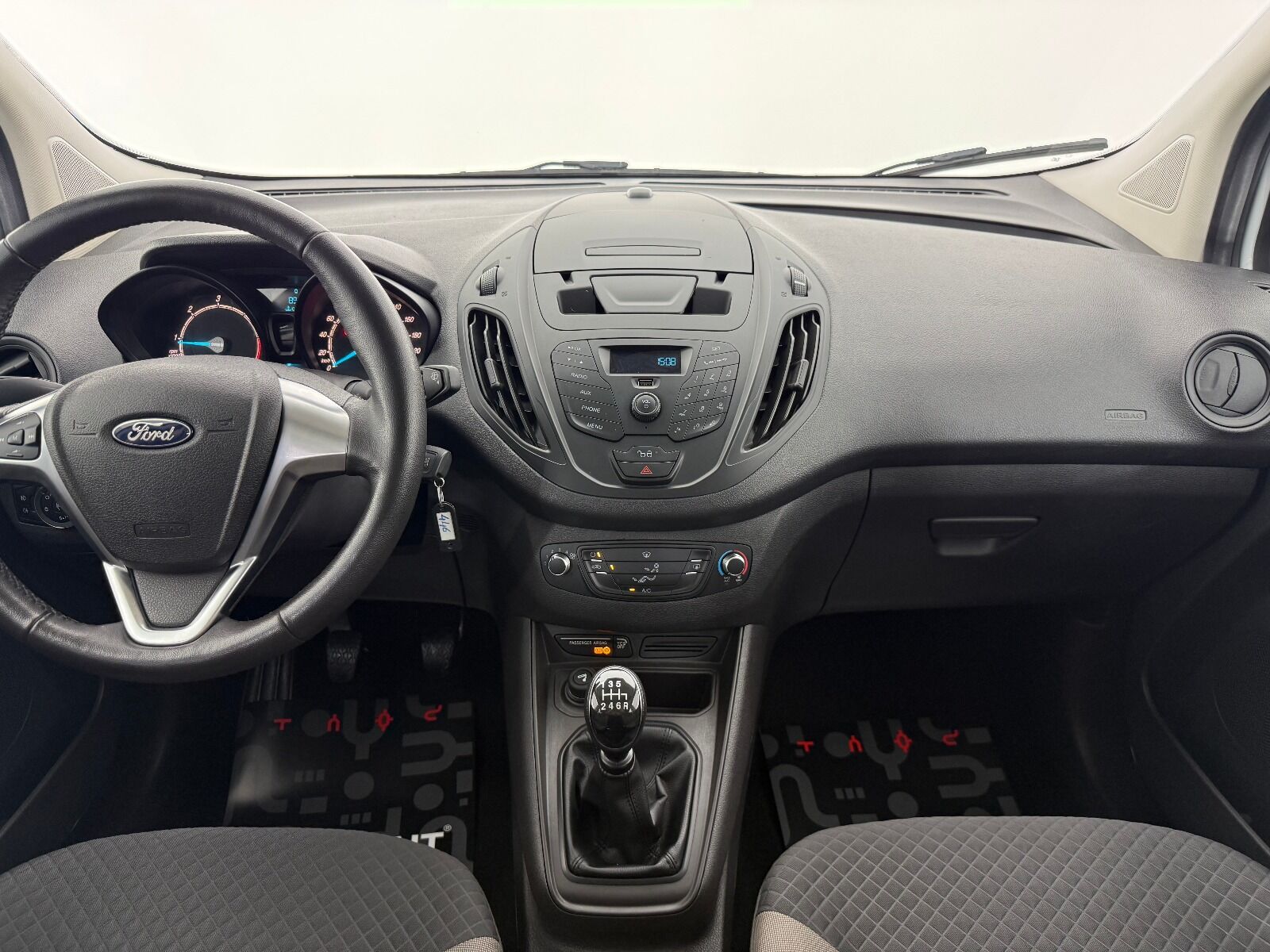 Ford Tourneo Courier 1.5 TDCI Deluxe - 2023 - Detay
