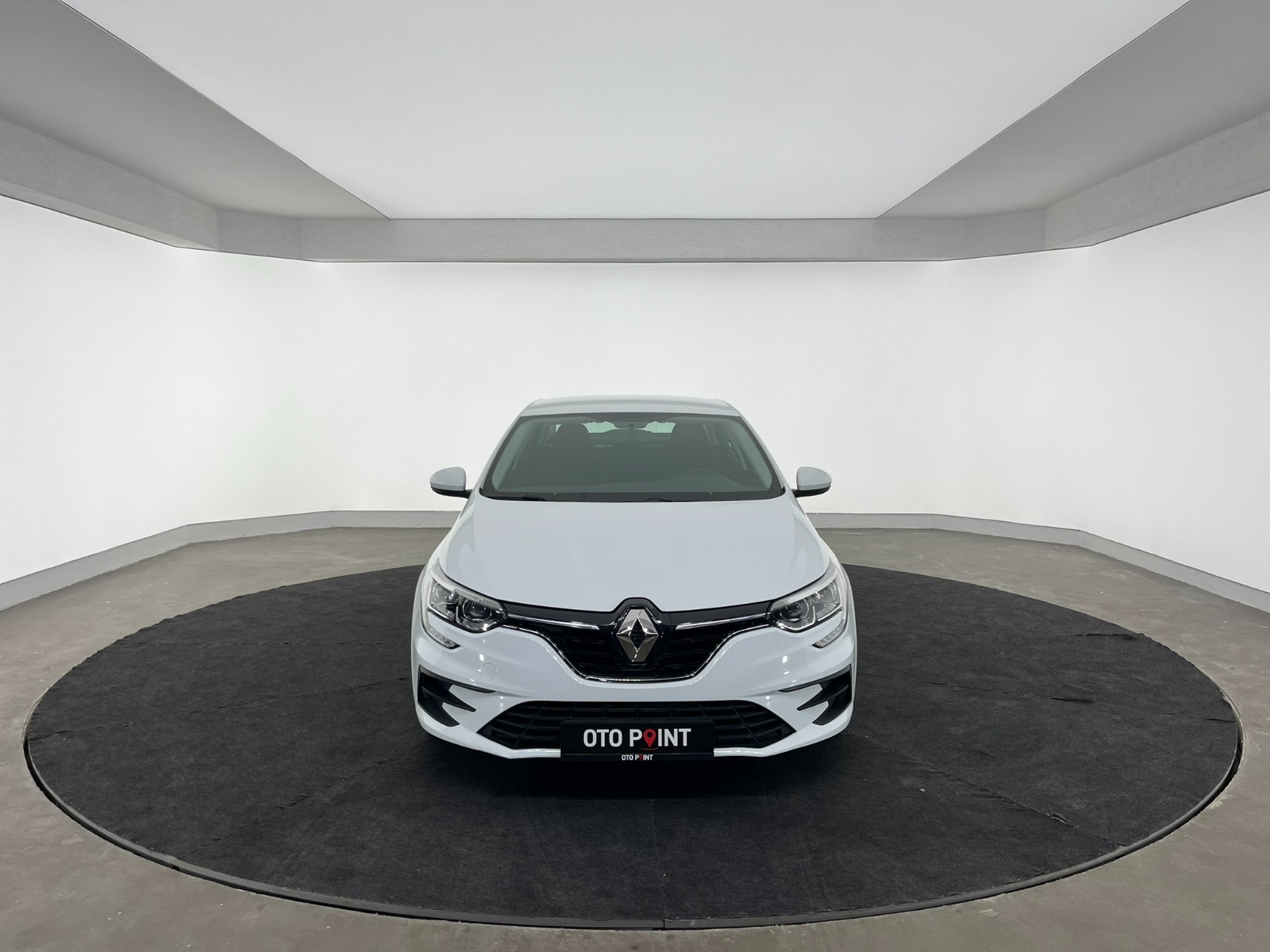 Renault Megane Sedan 1.3 TCe Joy EDC - 2022 - 34FBR614