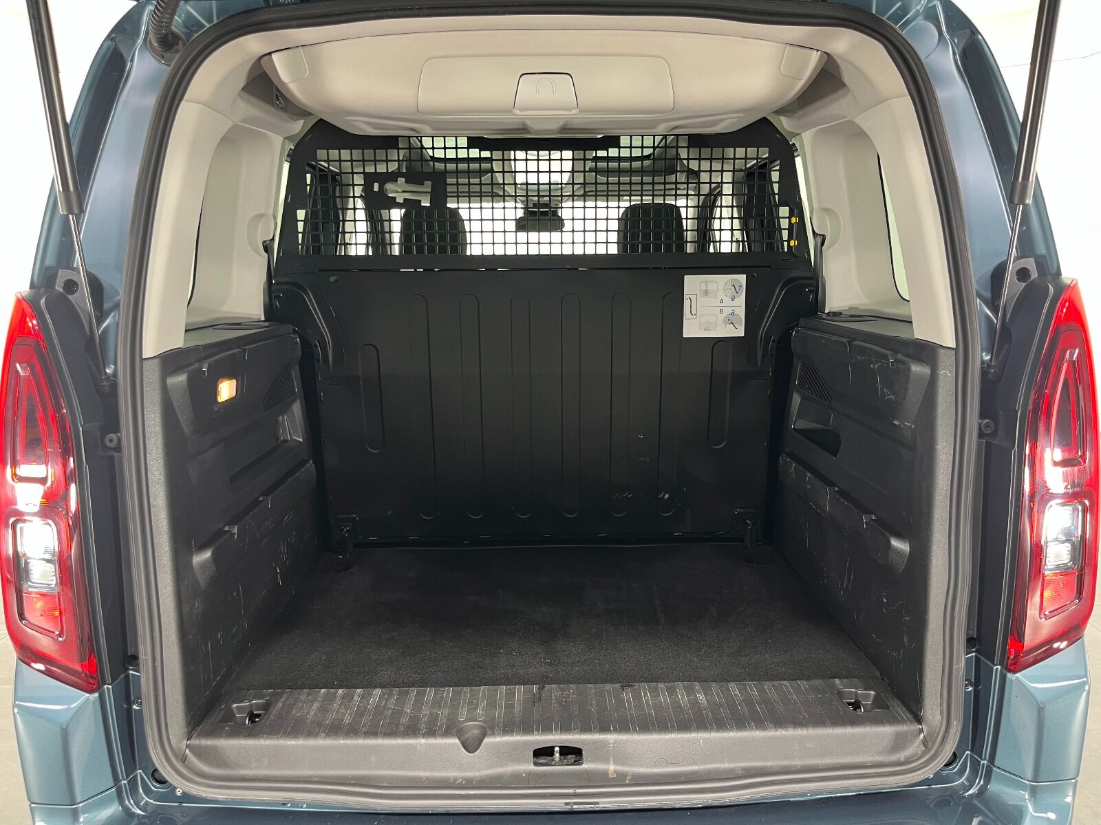 Fiat Doblo Combi 1.5 BlueHDİ Premio Plus - 2025 - Detay