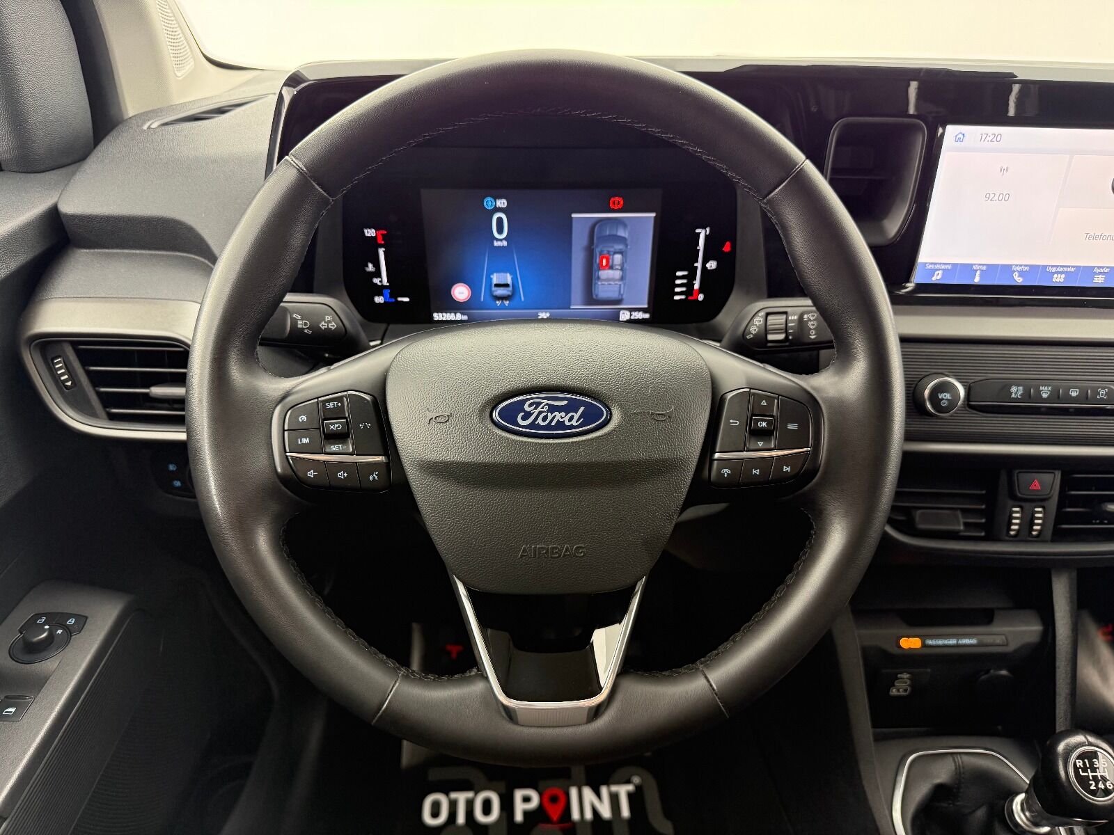 Ford Tourneo Courier 1.5L EcoBlue Deluxe - 2024 - Detay