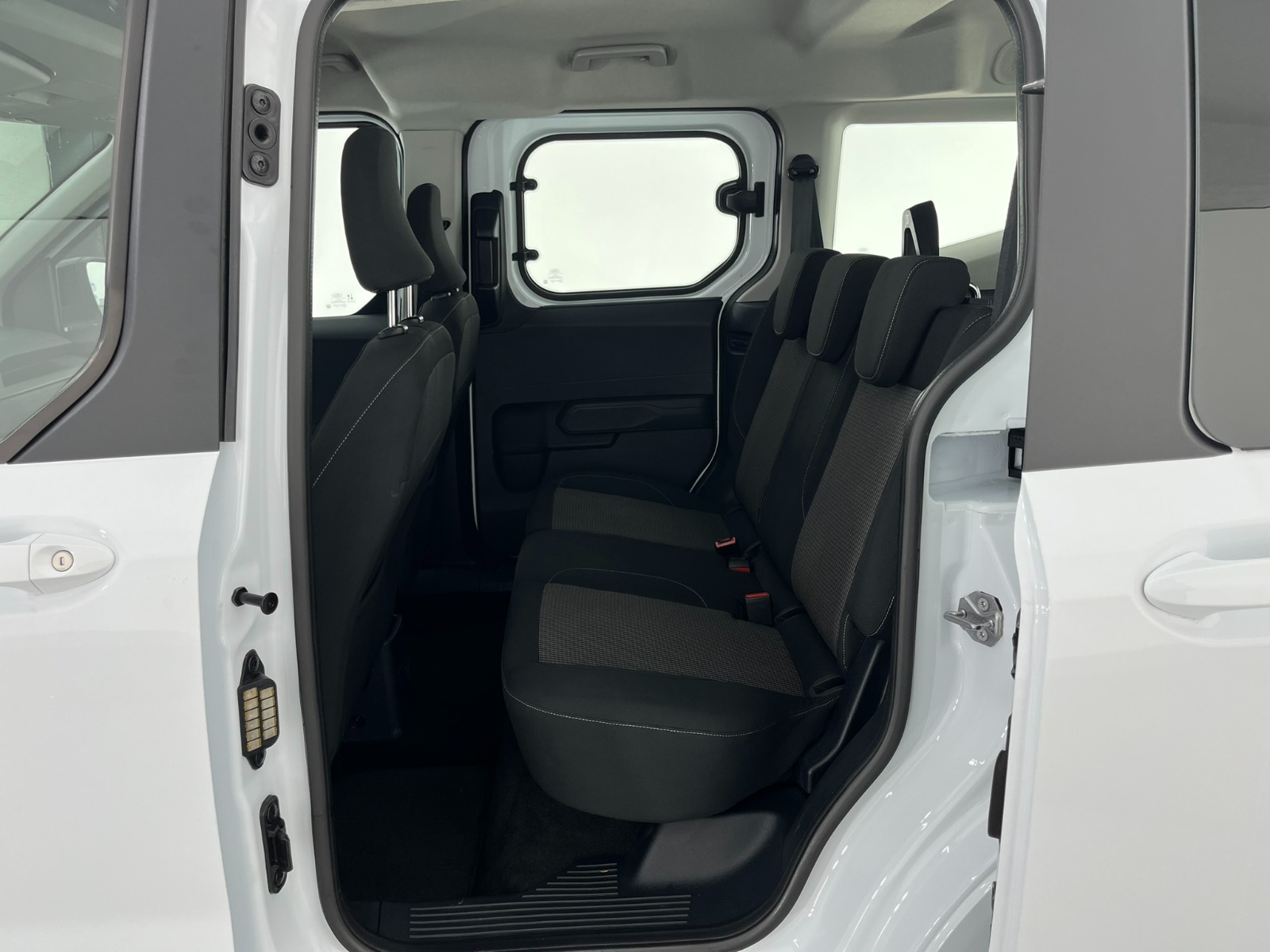 Ford Tourneo Courier Kombi 1.5 EcoBlue Deluxe - 2024 - Detay