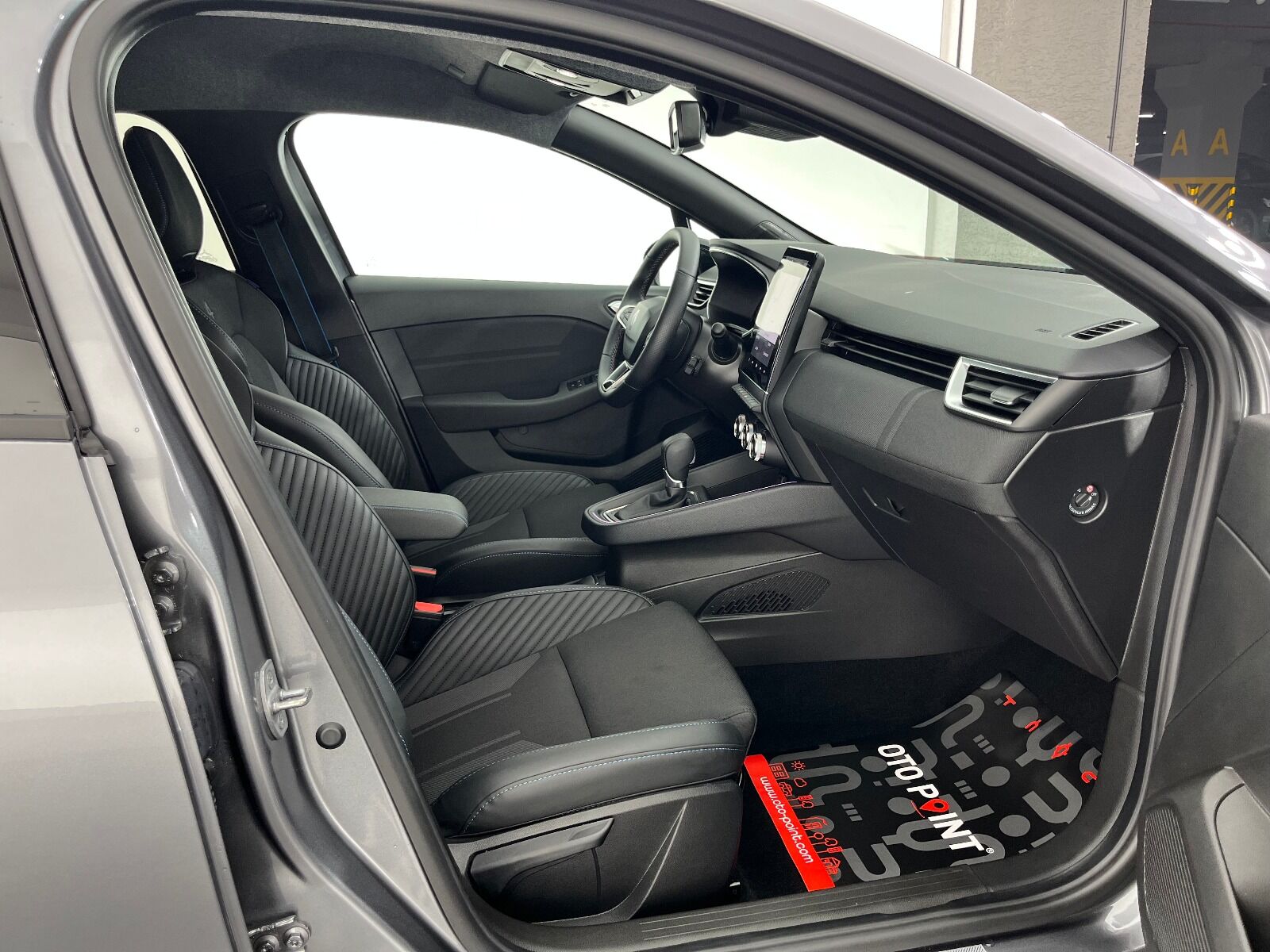 Renault Clio 1.0 TCE Techno Esprit Alpine X-Tronic - 2025 - Detay