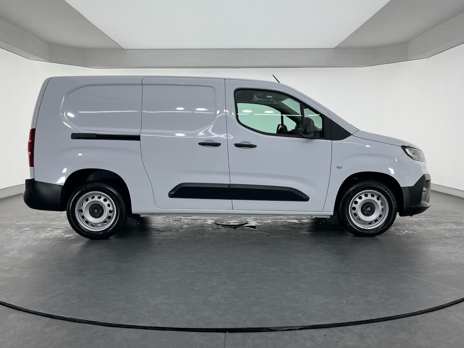 Fiat Doblo Cargo 1.5 BlueHDİ Maxi - 2025 - Detay